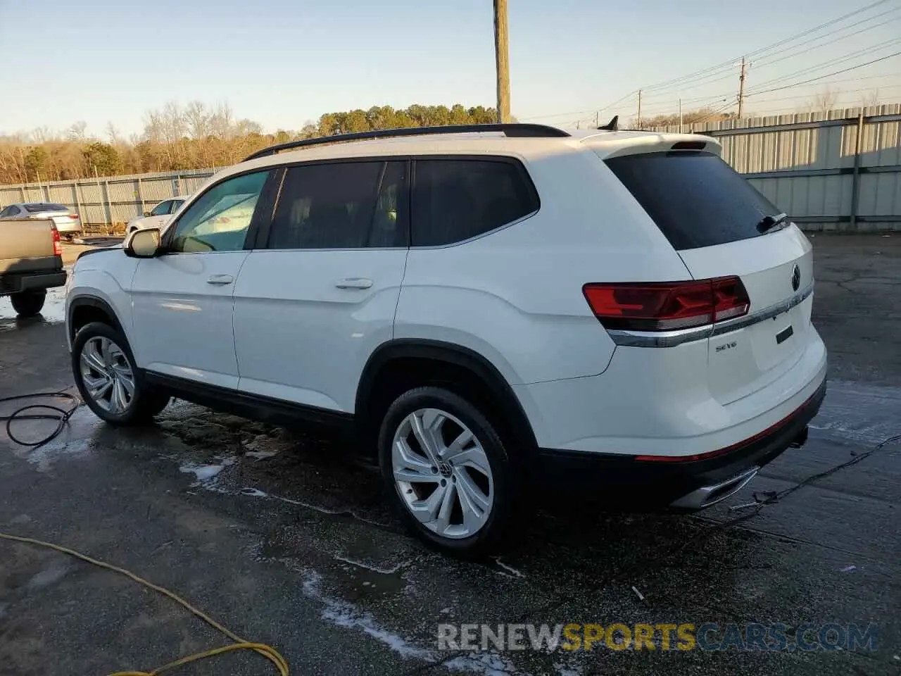 2 Photograph of a damaged car 1V2HR2CA6MC532834 VOLKSWAGEN ATLAS 2021
