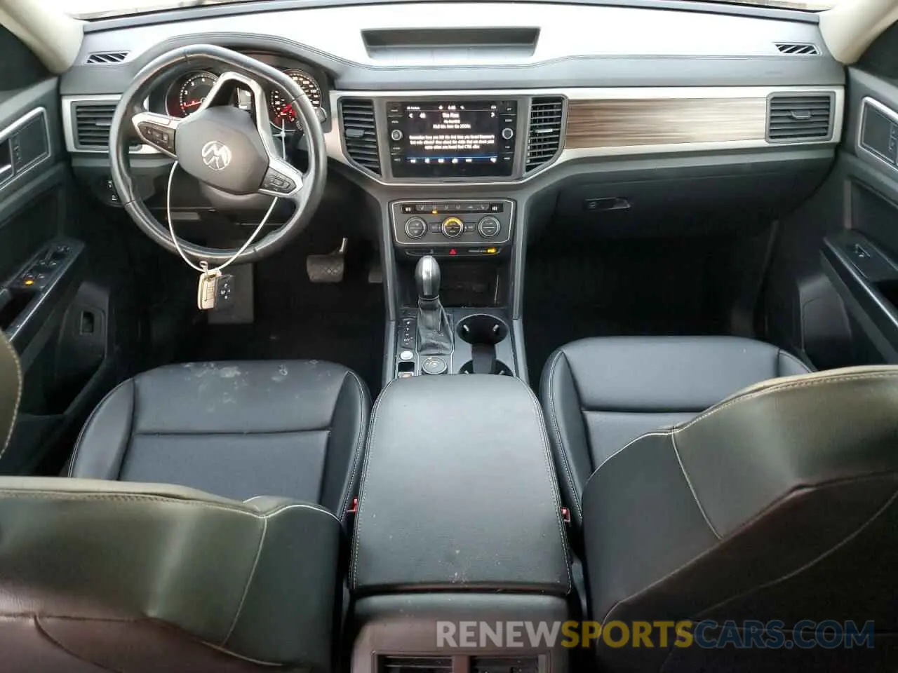 8 Photograph of a damaged car 1V2HR2CA6MC532834 VOLKSWAGEN ATLAS 2021