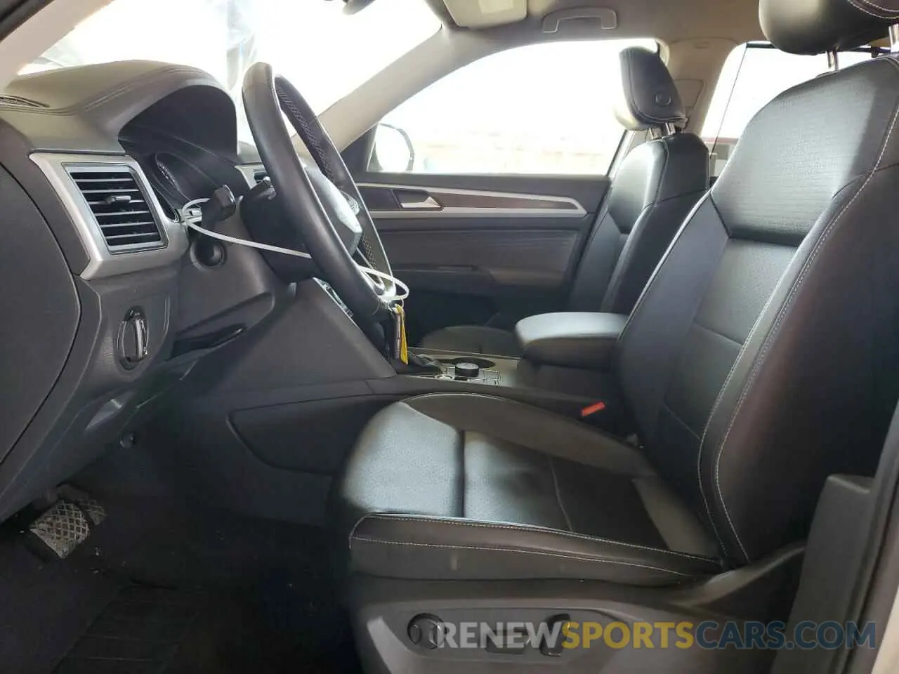 7 Photograph of a damaged car 1V2HR2CA6MC549343 VOLKSWAGEN ATLAS 2021