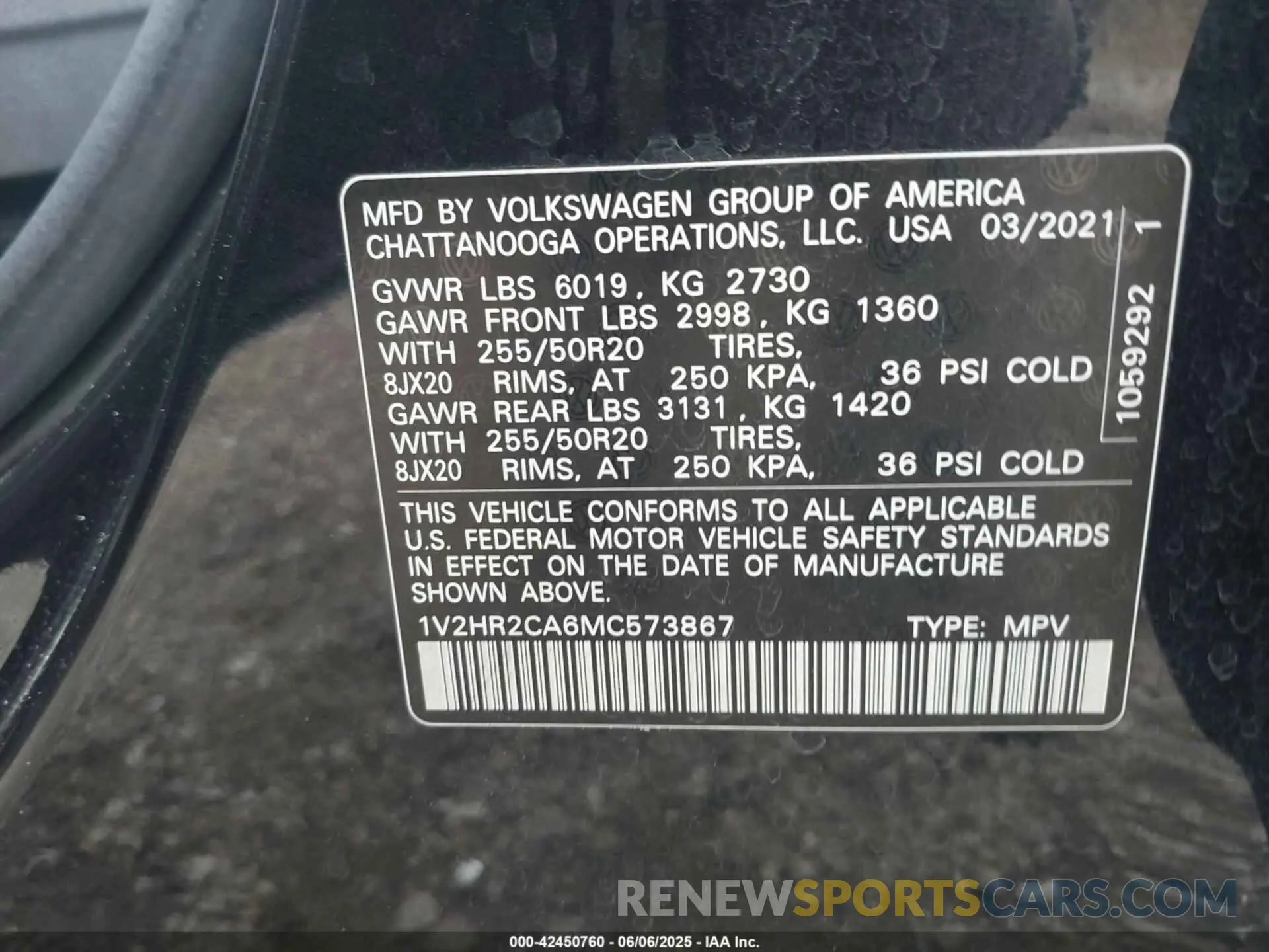 9 Photograph of a damaged car 1V2HR2CA6MC573867 VOLKSWAGEN ATLAS 2021