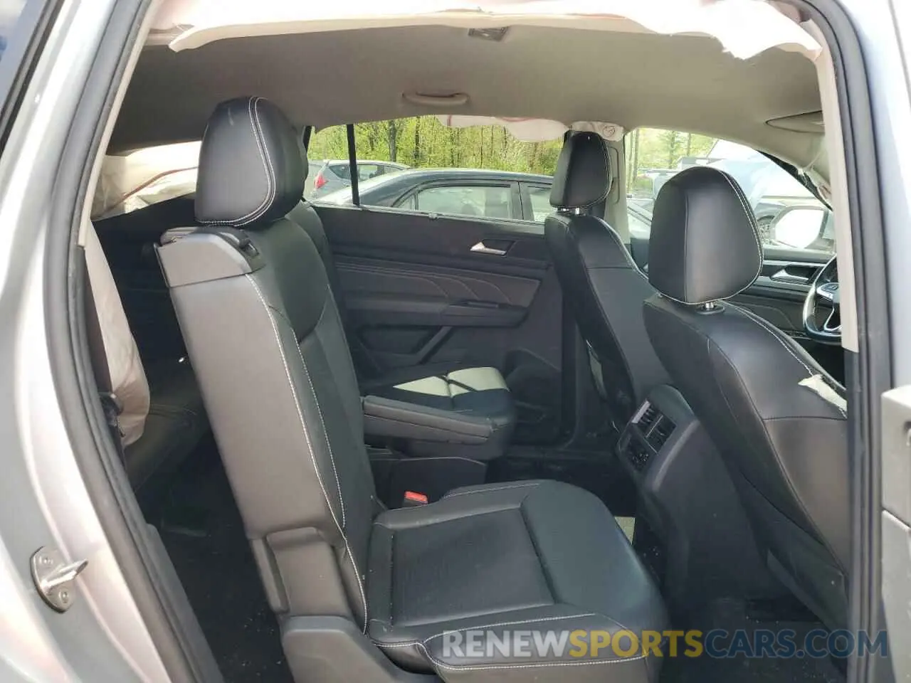 11 Photograph of a damaged car 1V2HR2CA6MC578695 VOLKSWAGEN ATLAS 2021