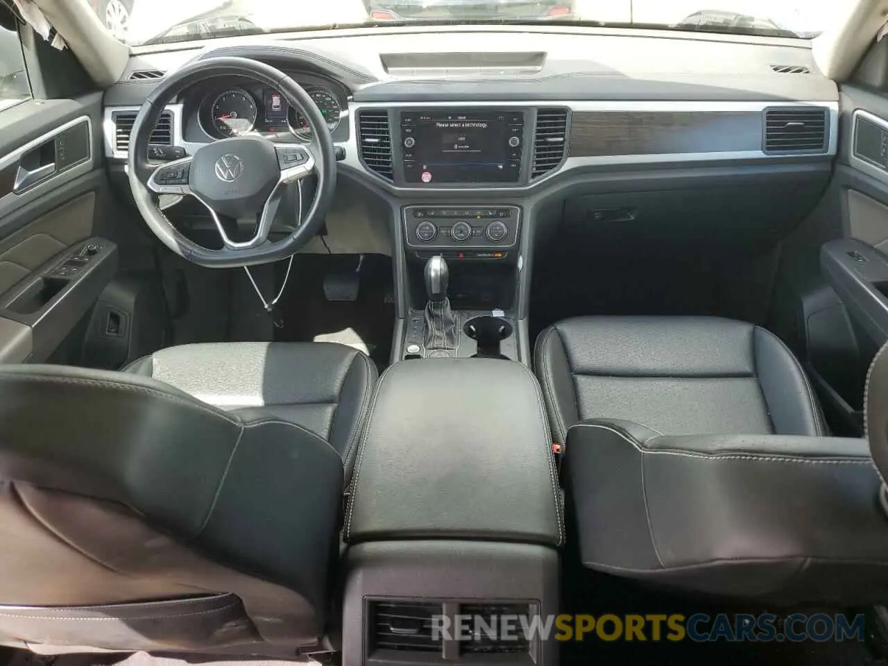 8 Photograph of a damaged car 1V2HR2CA6MC578695 VOLKSWAGEN ATLAS 2021