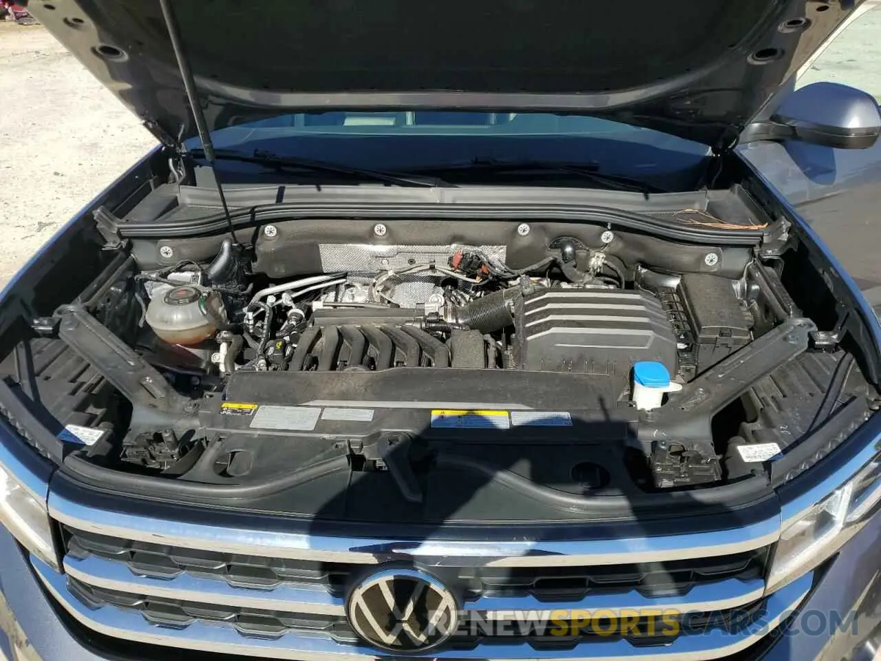 12 Photograph of a damaged car 1V2HR2CA7MC584750 VOLKSWAGEN ATLAS 2021