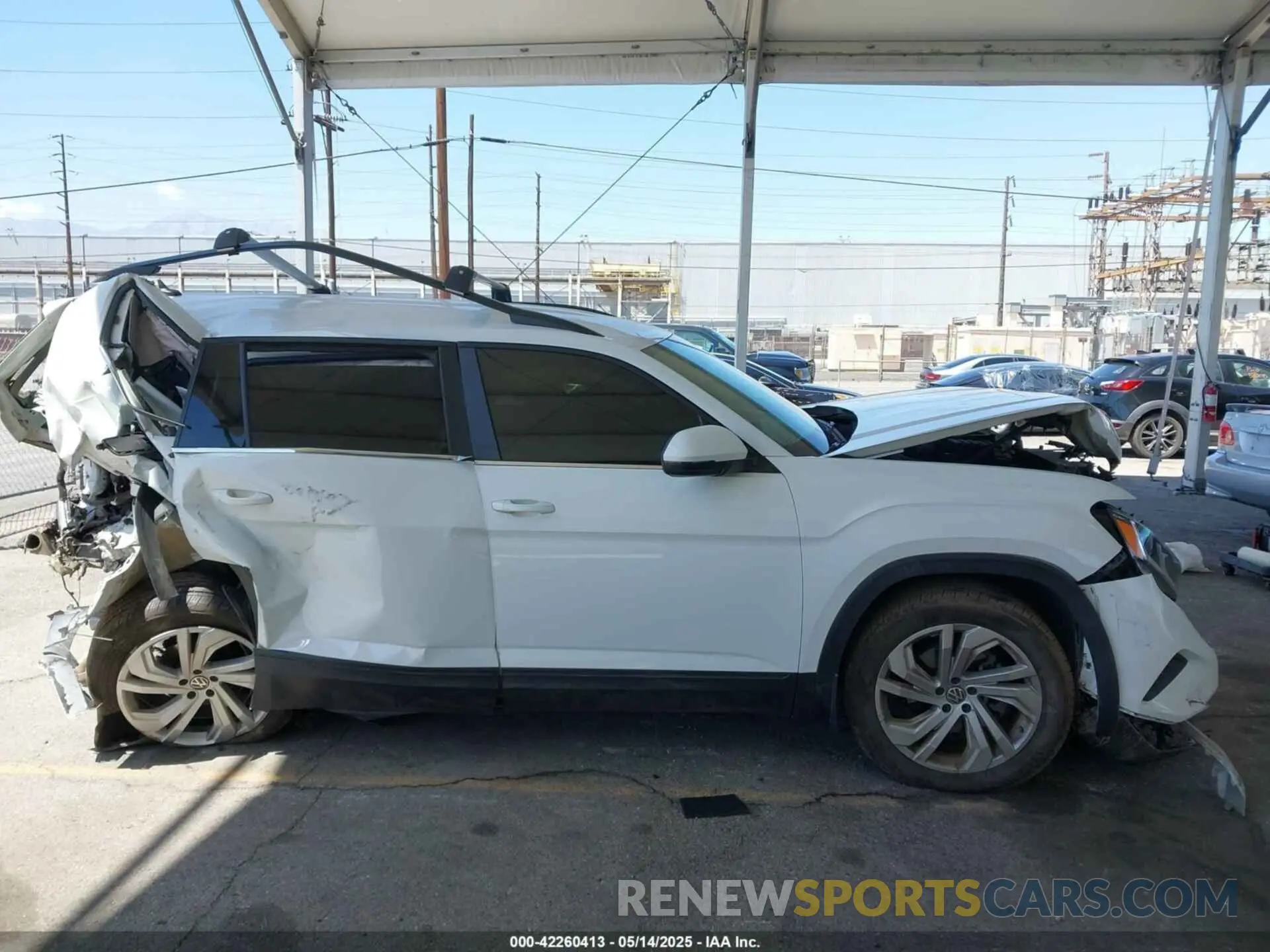 13 Photograph of a damaged car 1V2HR2CA8MC514027 VOLKSWAGEN ATLAS 2021