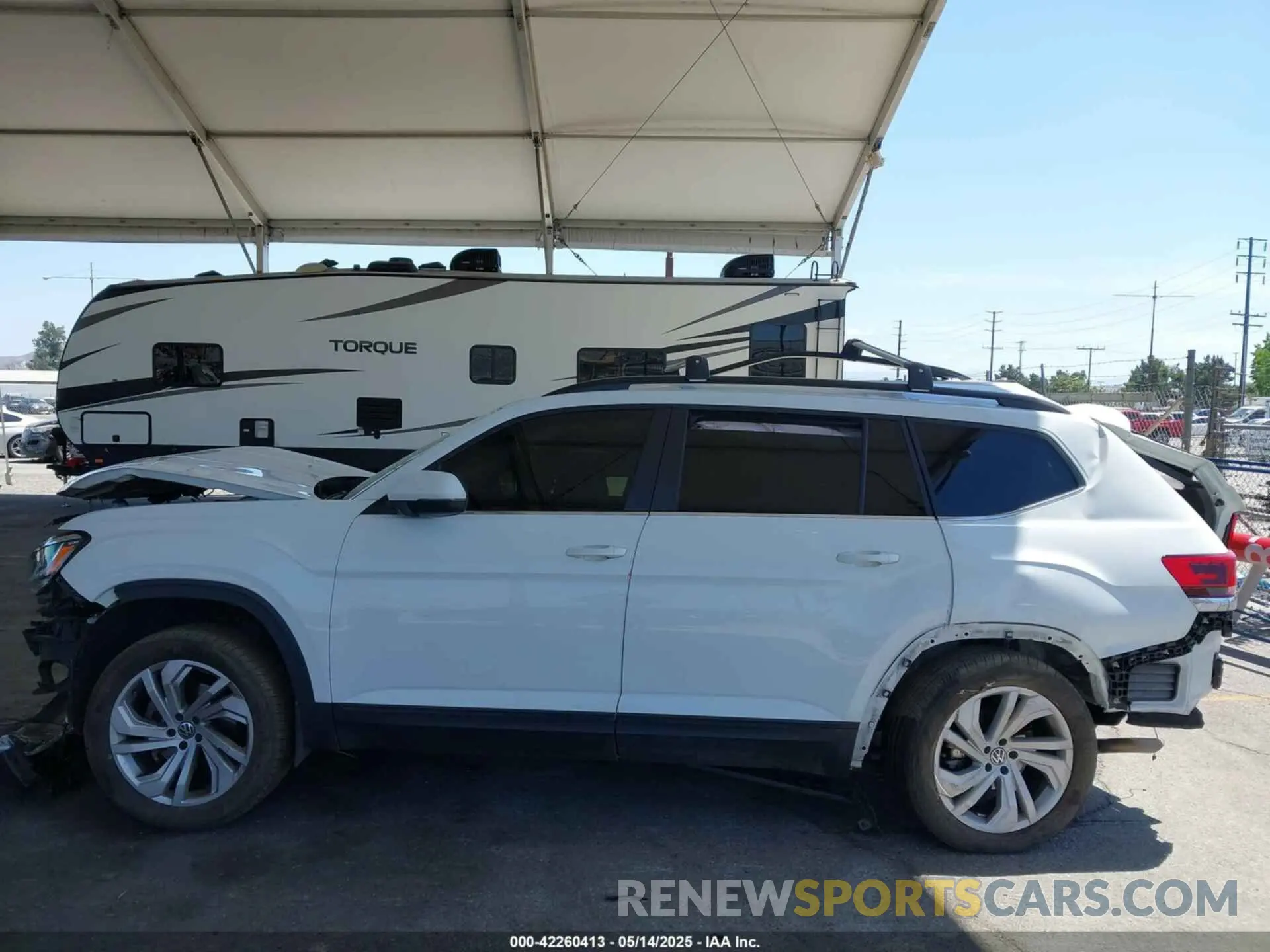 14 Photograph of a damaged car 1V2HR2CA8MC514027 VOLKSWAGEN ATLAS 2021