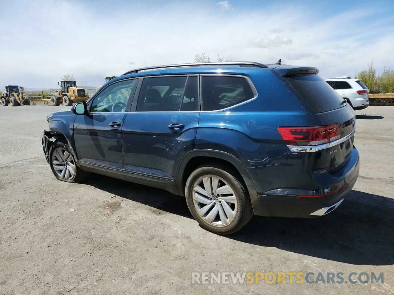 2 Photograph of a damaged car 1V2HR2CA8MC602124 VOLKSWAGEN ATLAS 2021