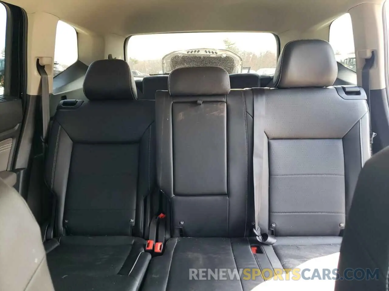 10 Photograph of a damaged car 1V2HR2CA9MC563706 VOLKSWAGEN ATLAS 2021
