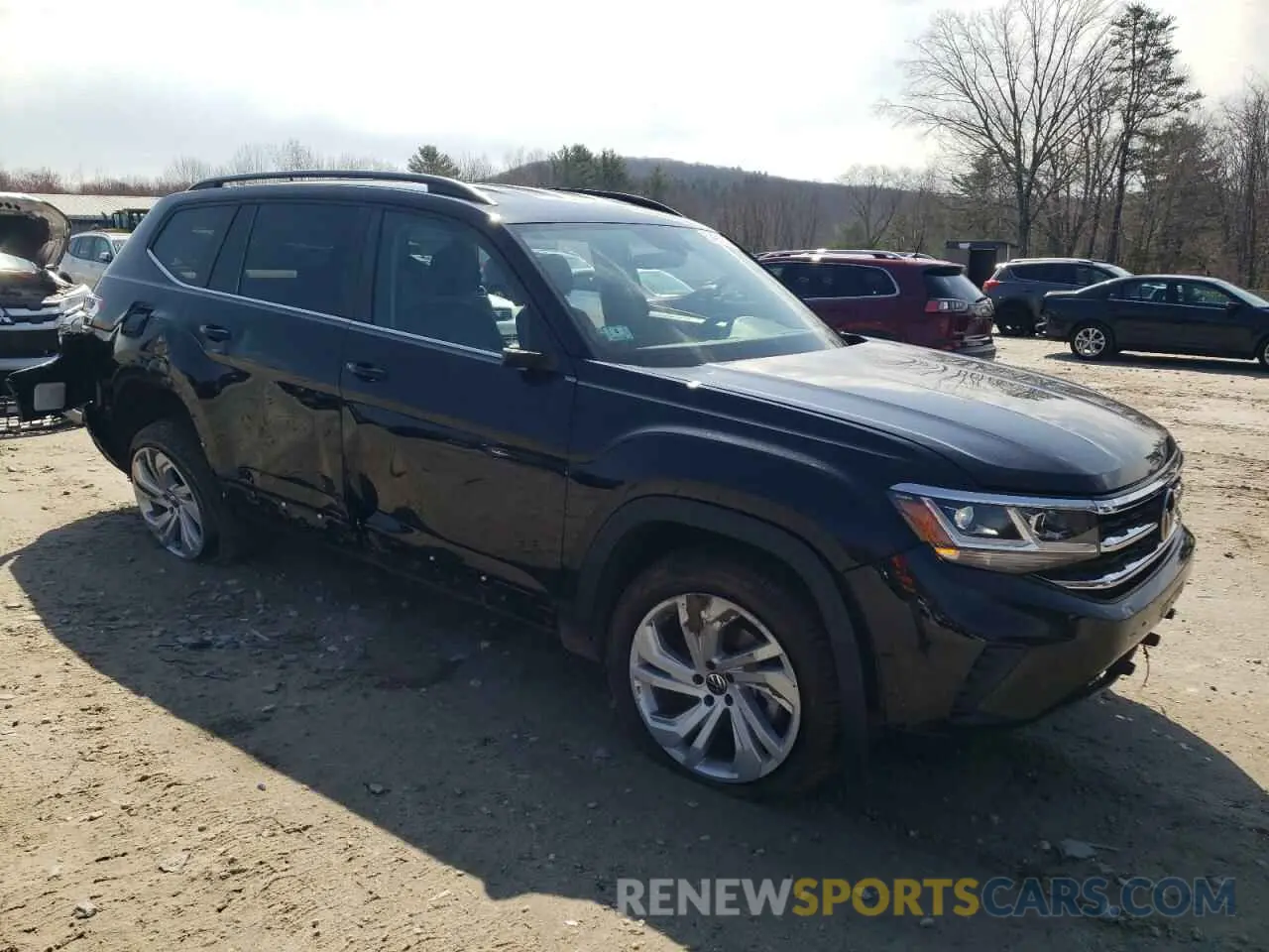 4 Photograph of a damaged car 1V2HR2CA9MC563706 VOLKSWAGEN ATLAS 2021