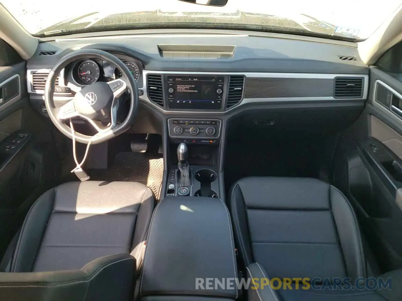 8 Photograph of a damaged car 1V2HR2CA9MC563706 VOLKSWAGEN ATLAS 2021