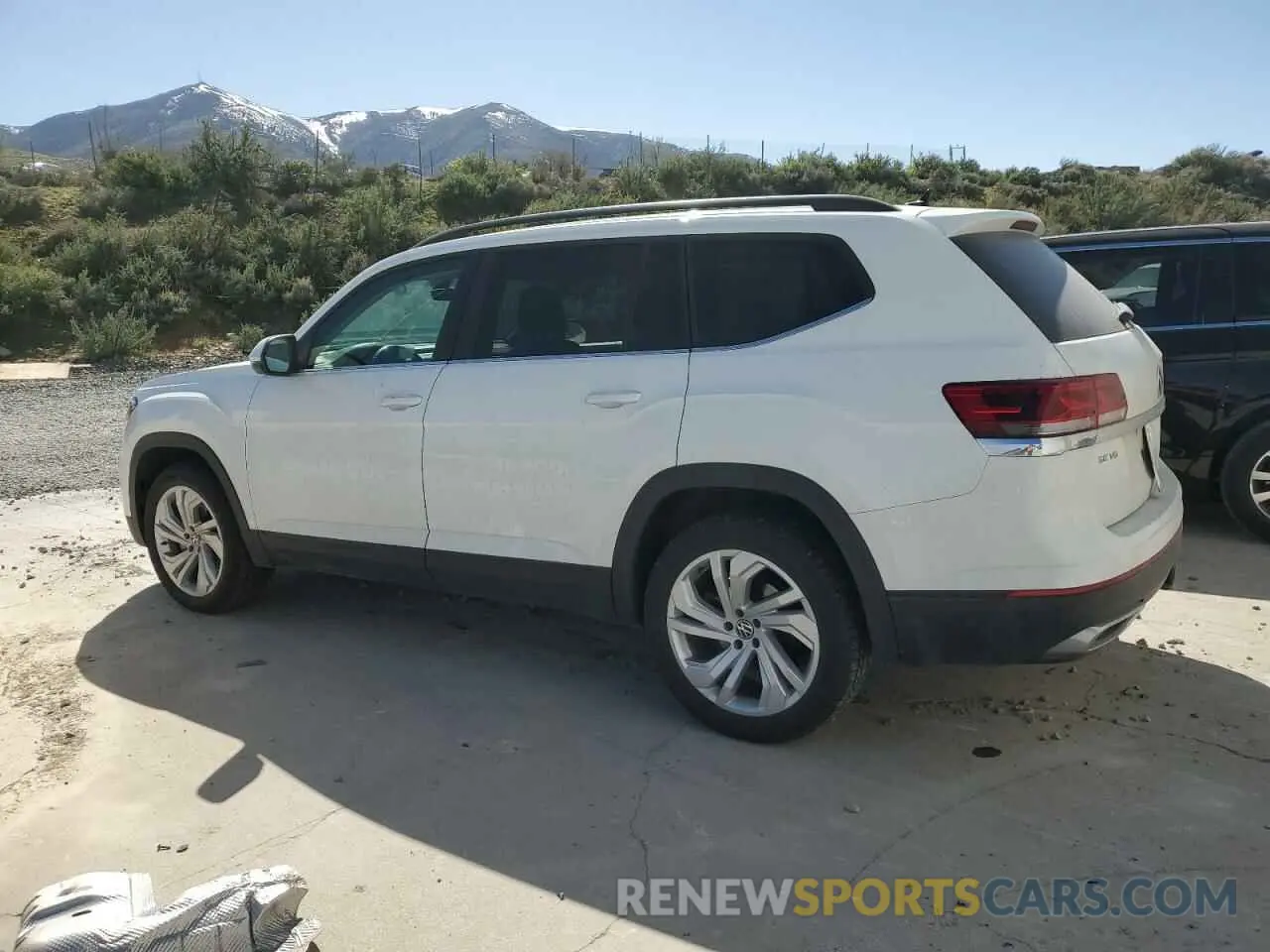 2 Photograph of a damaged car 1V2HR2CA9MC566296 VOLKSWAGEN ATLAS 2021