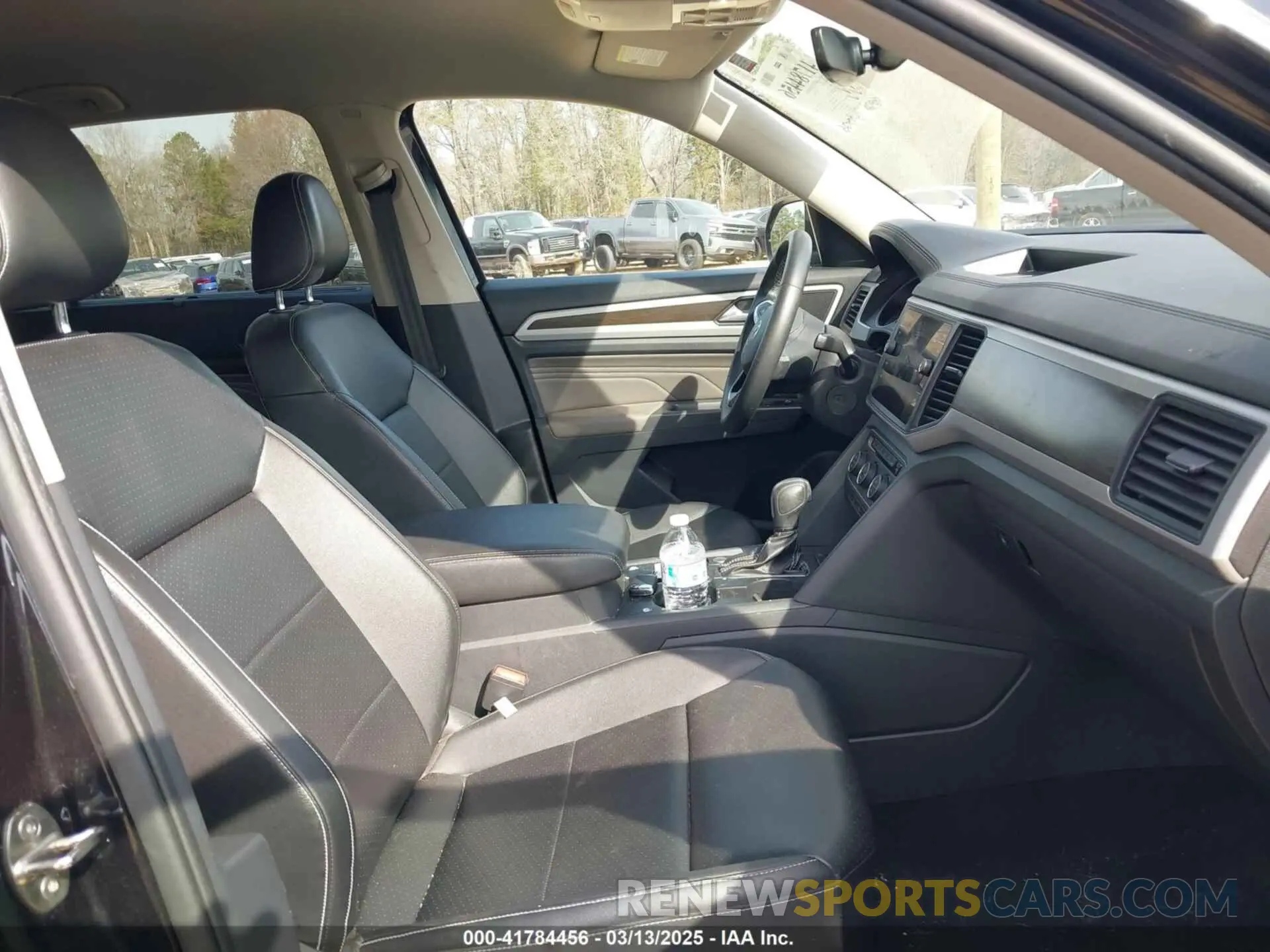 5 Photograph of a damaged car 1V2HR2CA9MC578058 VOLKSWAGEN ATLAS 2021