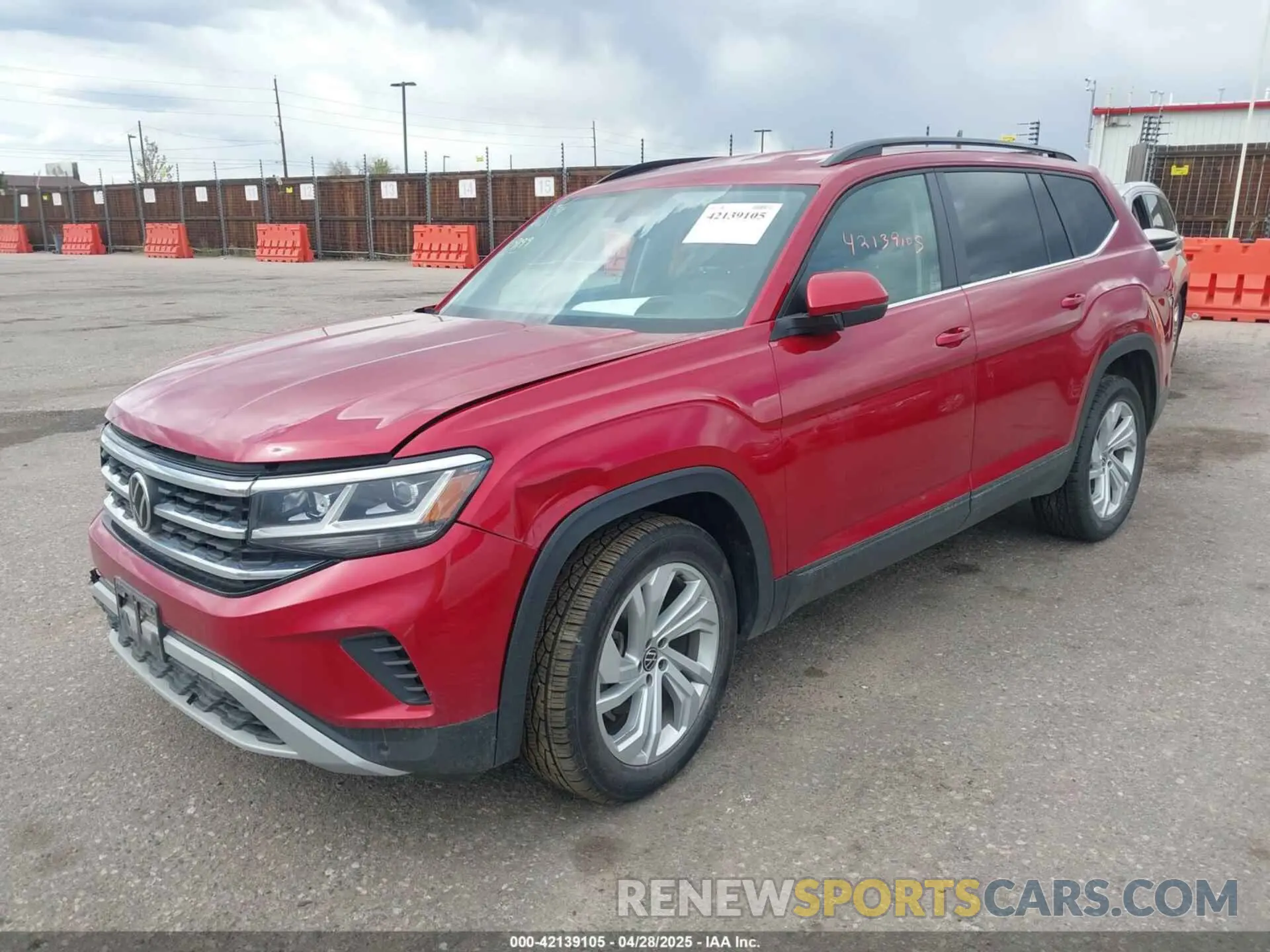 2 Photograph of a damaged car 1V2HR2CAXMC574861 VOLKSWAGEN ATLAS 2021