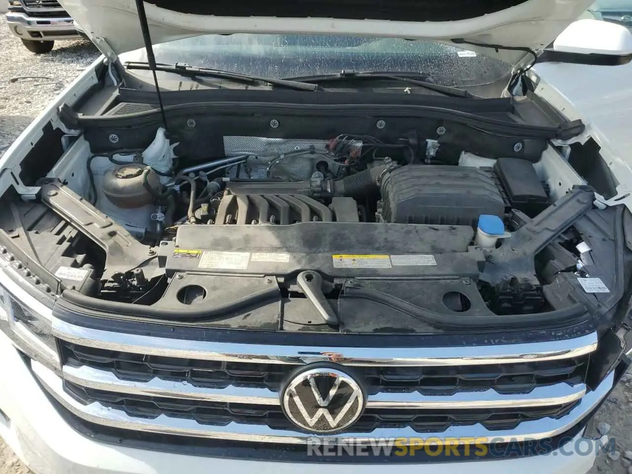 12 Photograph of a damaged car 1V2HR2CAXMC583950 VOLKSWAGEN ATLAS 2021