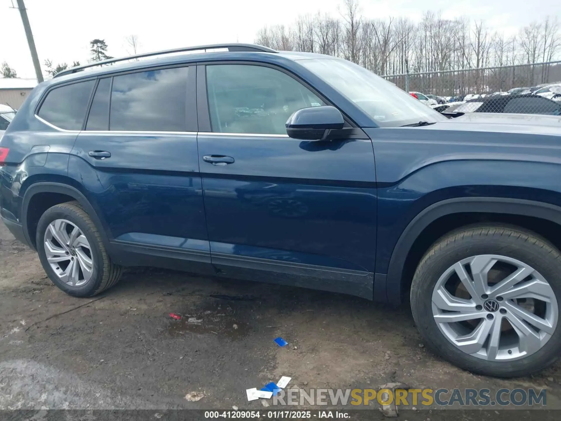 13 Photograph of a damaged car 1V2JP2CA1MC548186 VOLKSWAGEN ATLAS 2021