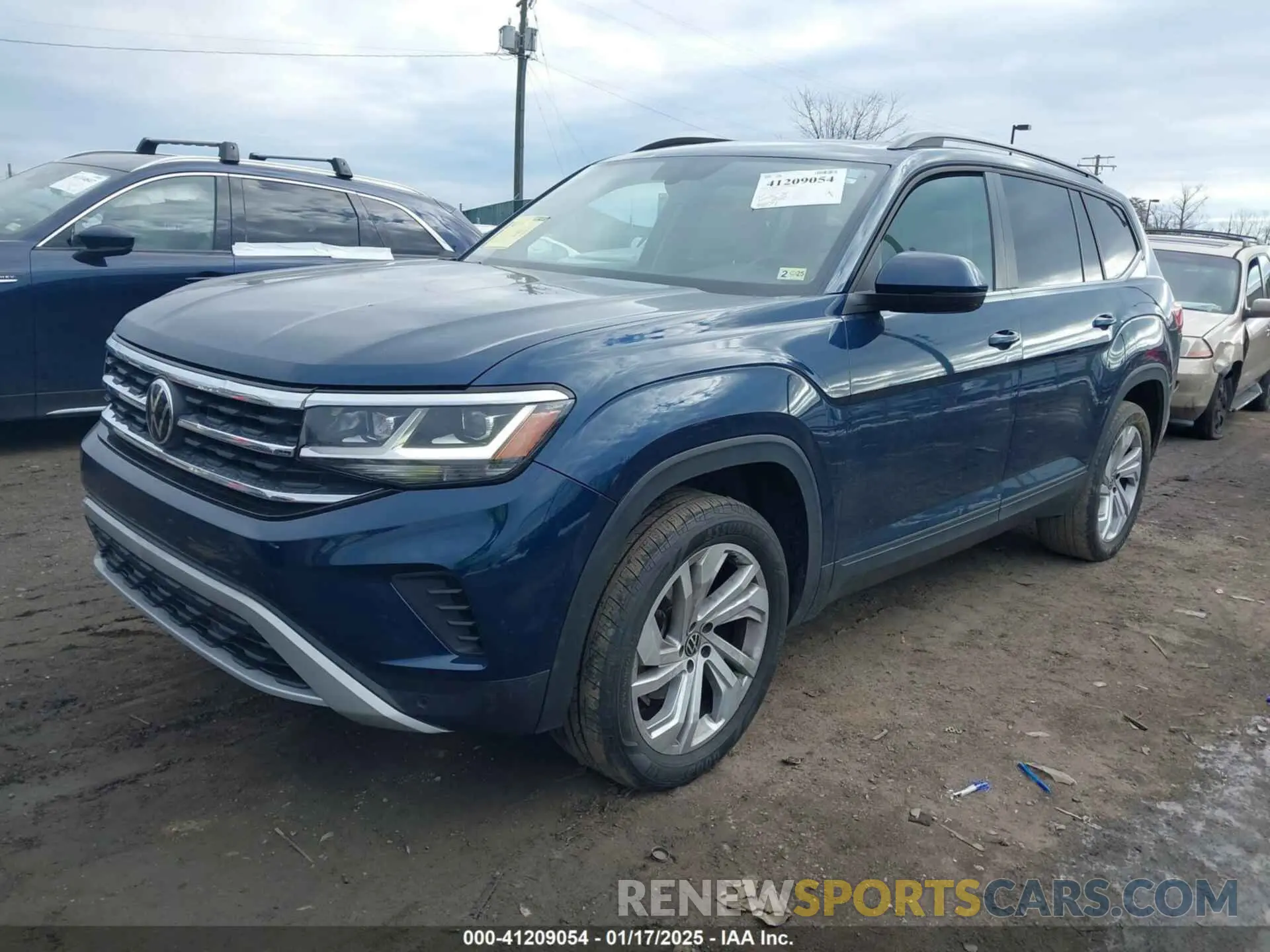 2 Photograph of a damaged car 1V2JP2CA1MC548186 VOLKSWAGEN ATLAS 2021