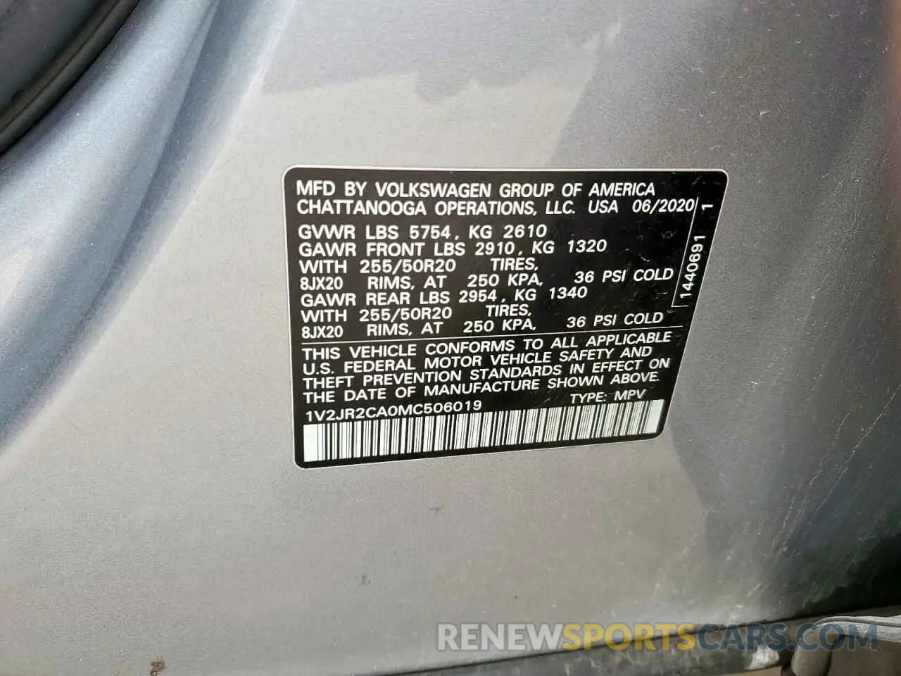 12 Photograph of a damaged car 1V2JR2CA0MC506019 VOLKSWAGEN ATLAS 2021