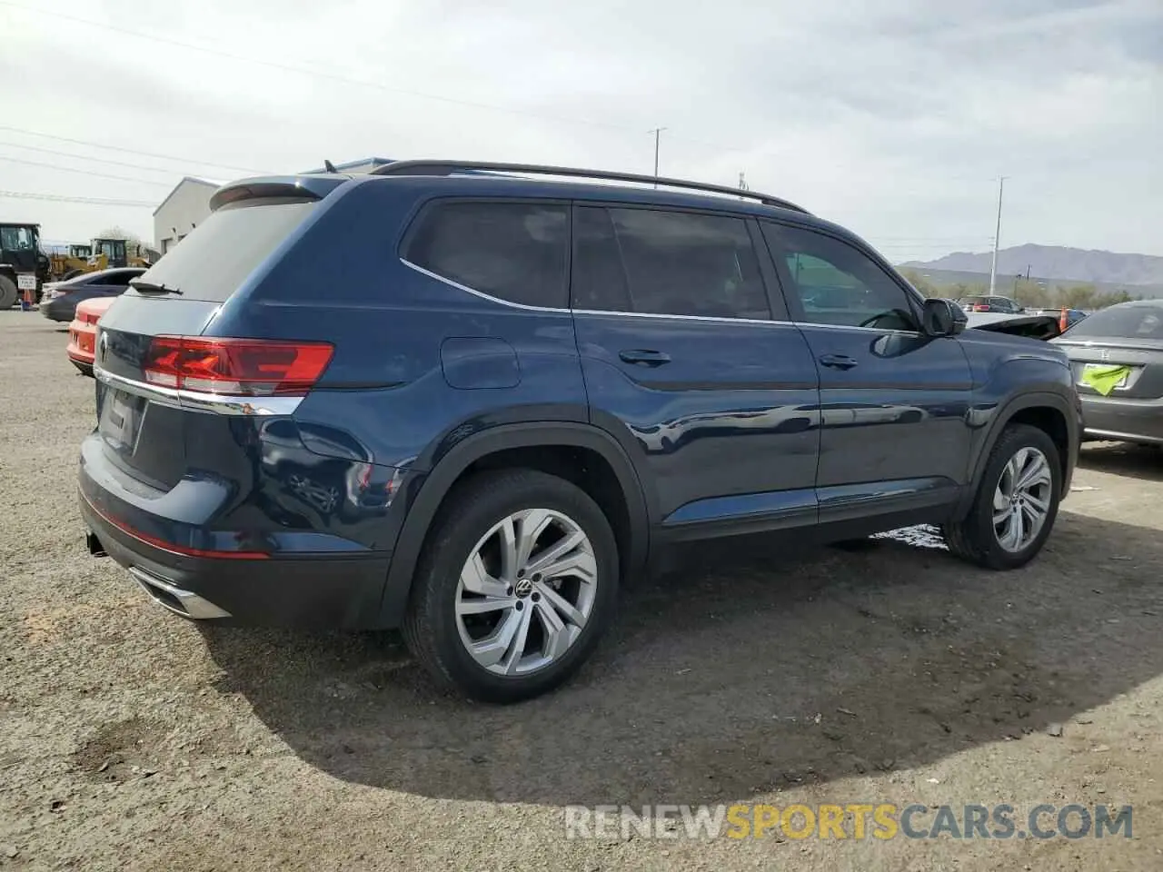 3 Photograph of a damaged car 1V2JR2CA2MC511268 VOLKSWAGEN ATLAS 2021