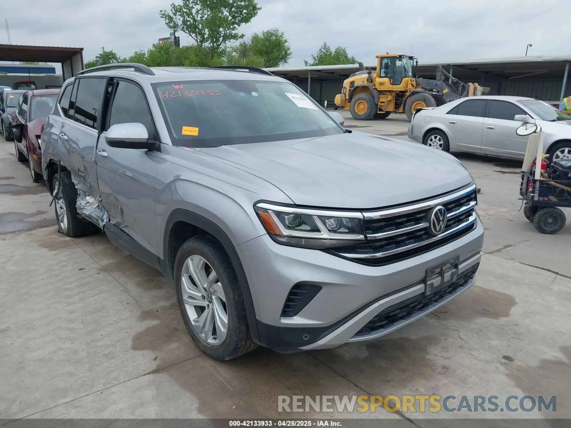 1 Photograph of a damaged car 1V2JR2CA2MC539992 VOLKSWAGEN ATLAS 2021