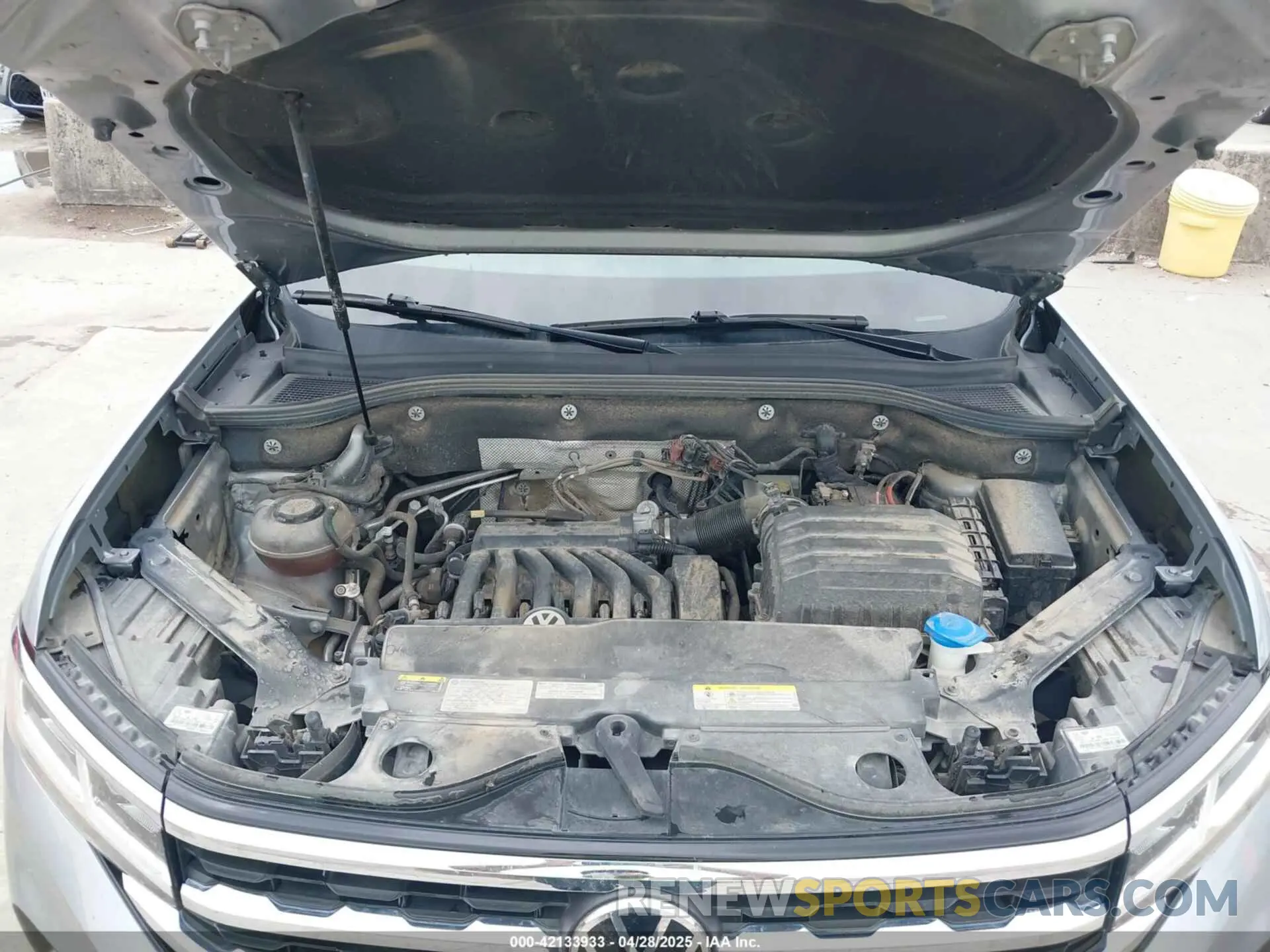 10 Photograph of a damaged car 1V2JR2CA2MC539992 VOLKSWAGEN ATLAS 2021