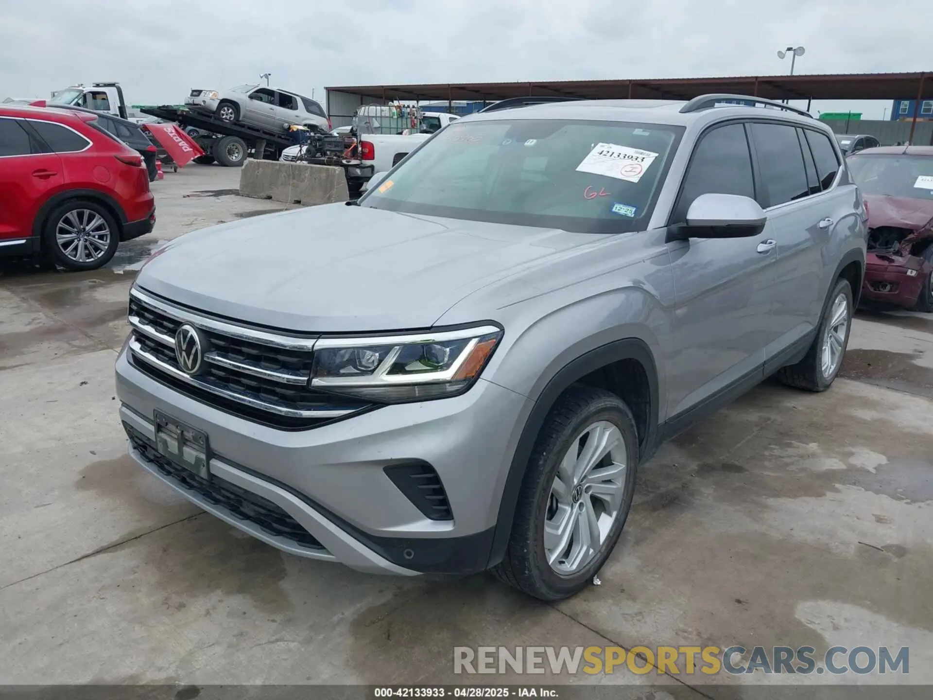 2 Photograph of a damaged car 1V2JR2CA2MC539992 VOLKSWAGEN ATLAS 2021