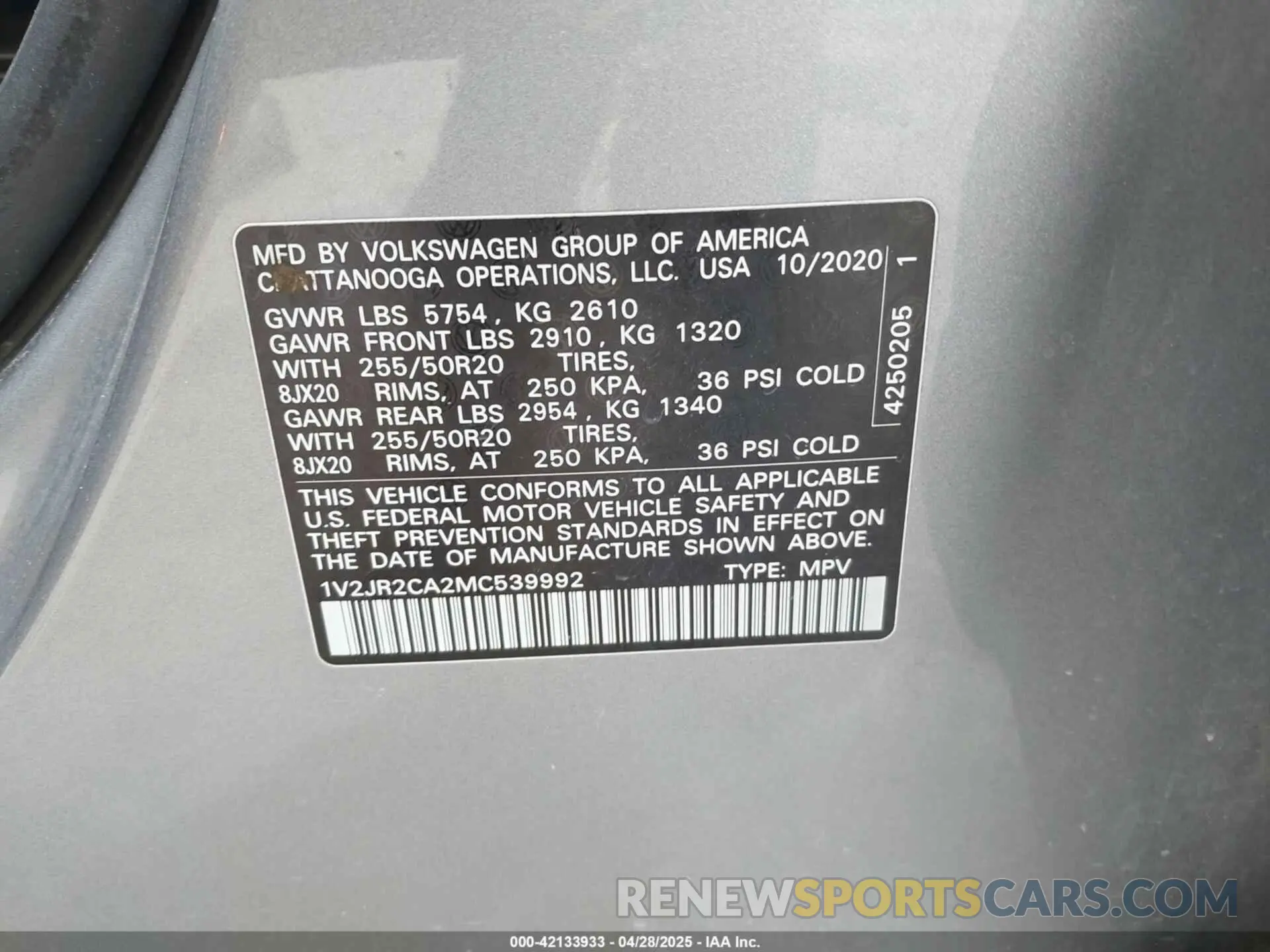 9 Photograph of a damaged car 1V2JR2CA2MC539992 VOLKSWAGEN ATLAS 2021