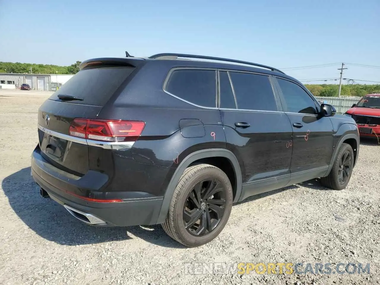 3 Photograph of a damaged car 1V2JR2CA2MC555416 VOLKSWAGEN ATLAS 2021