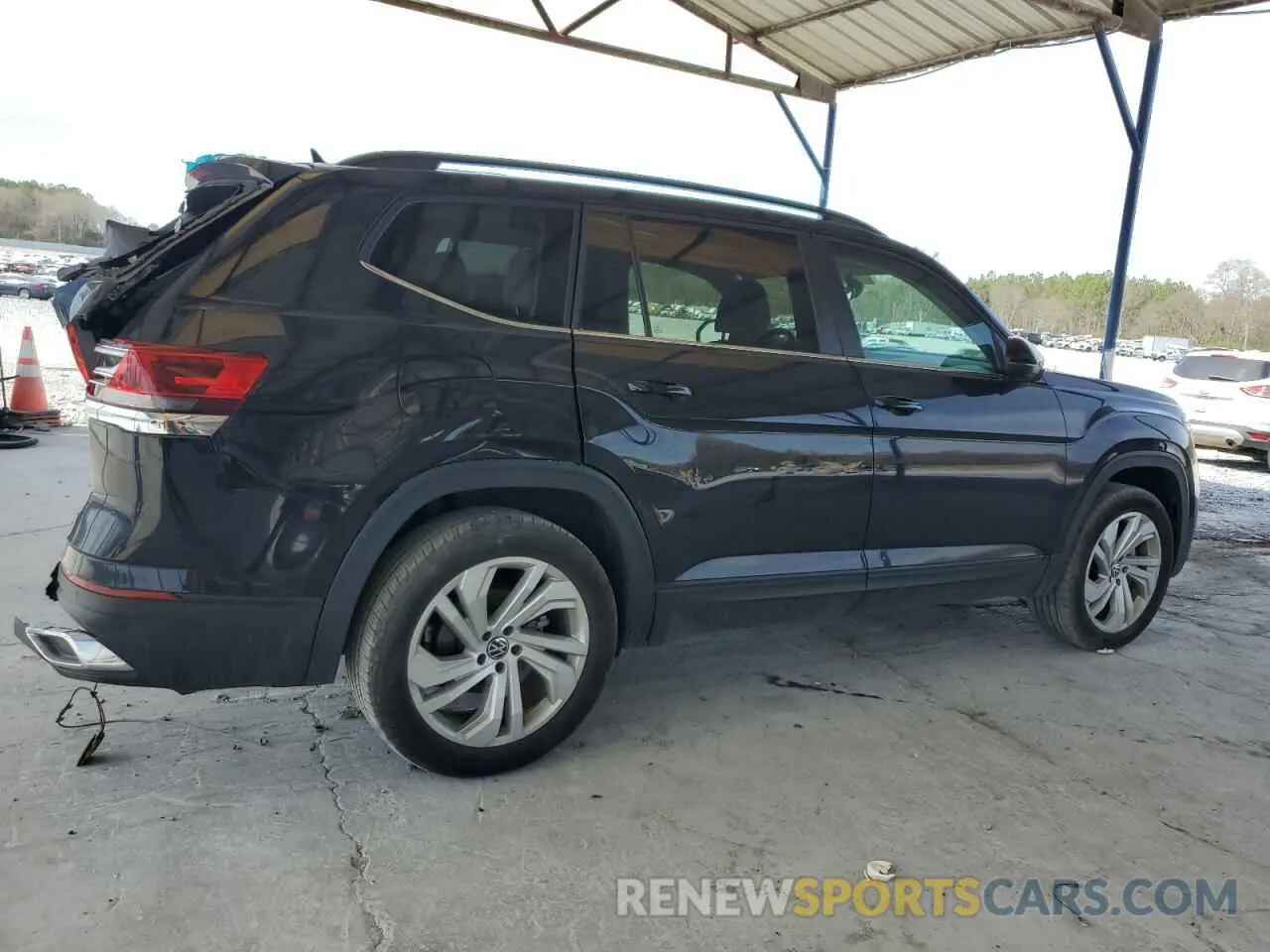 3 Photograph of a damaged car 1V2JR2CA4MC542604 VOLKSWAGEN ATLAS 2021
