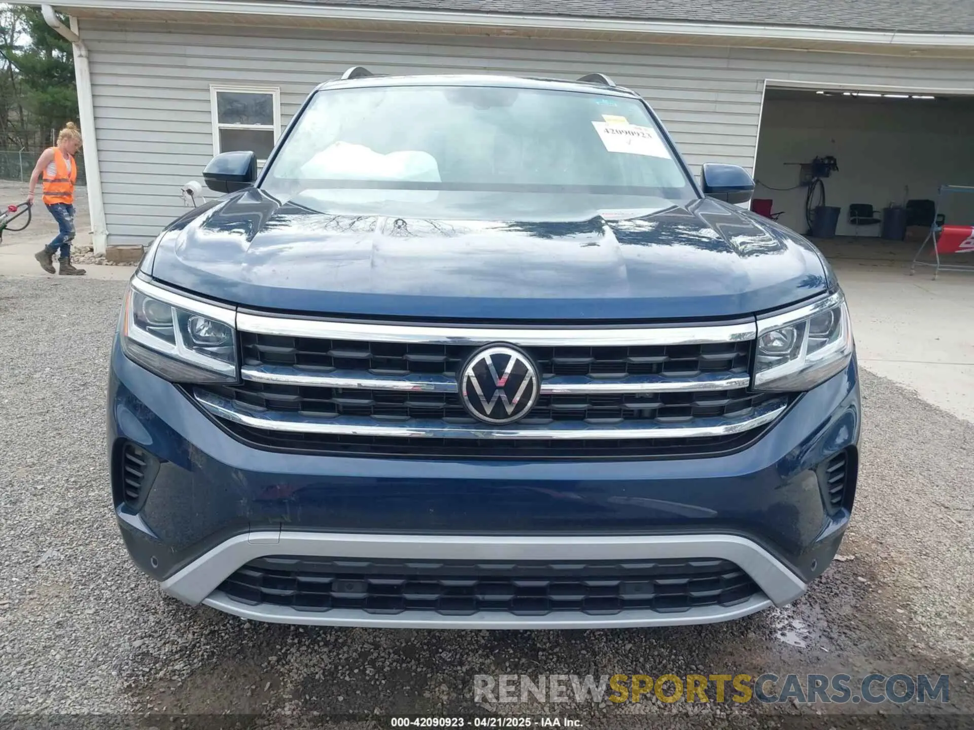 13 Photograph of a damaged car 1V2JR2CA9MC547054 VOLKSWAGEN ATLAS 2021