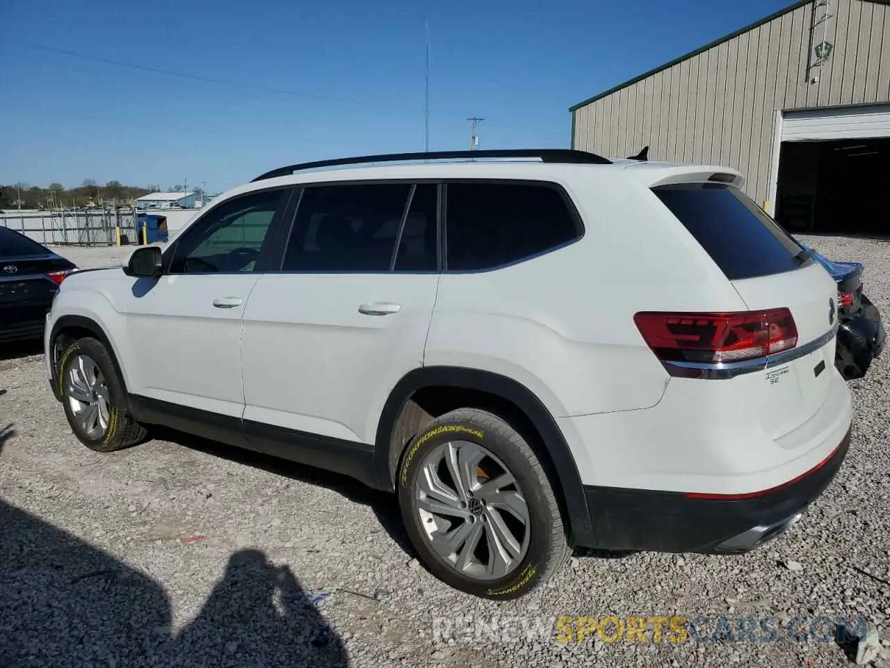 2 Photograph of a damaged car 1V2KP2CA3MC544046 VOLKSWAGEN ATLAS 2021