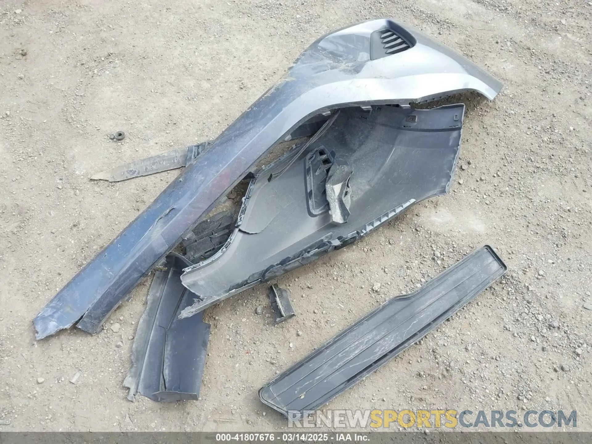 11 Photograph of a damaged car 1V2KR2CA0MC570498 VOLKSWAGEN ATLAS 2021
