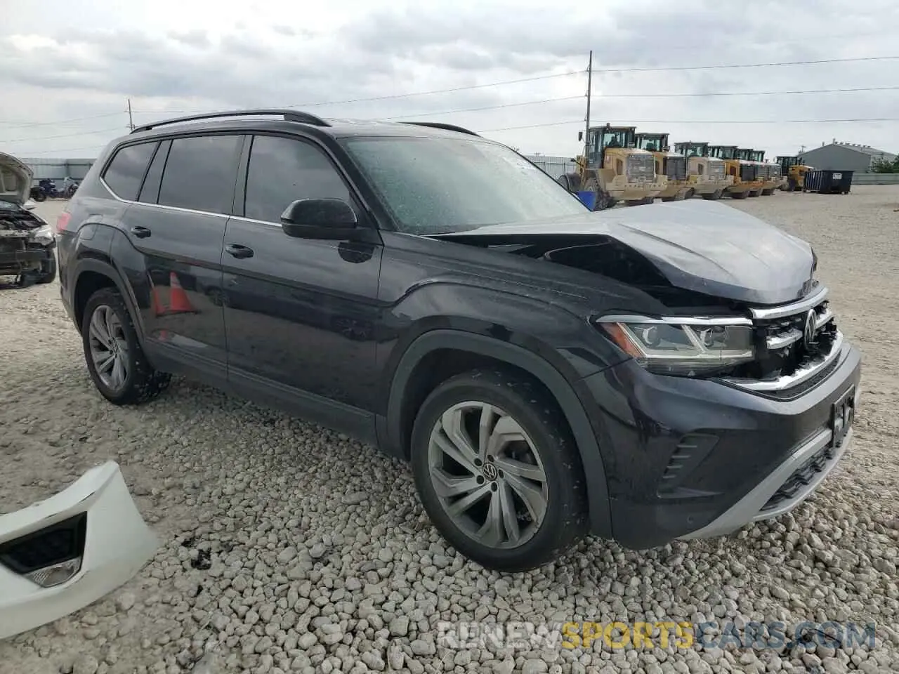 4 Photograph of a damaged car 1V2KR2CA1MC502145 VOLKSWAGEN ATLAS 2021