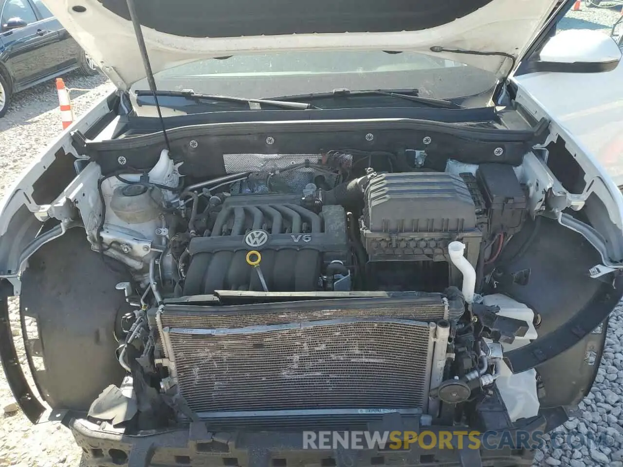 12 Photograph of a damaged car 1V2KR2CA2MC605431 VOLKSWAGEN ATLAS 2021