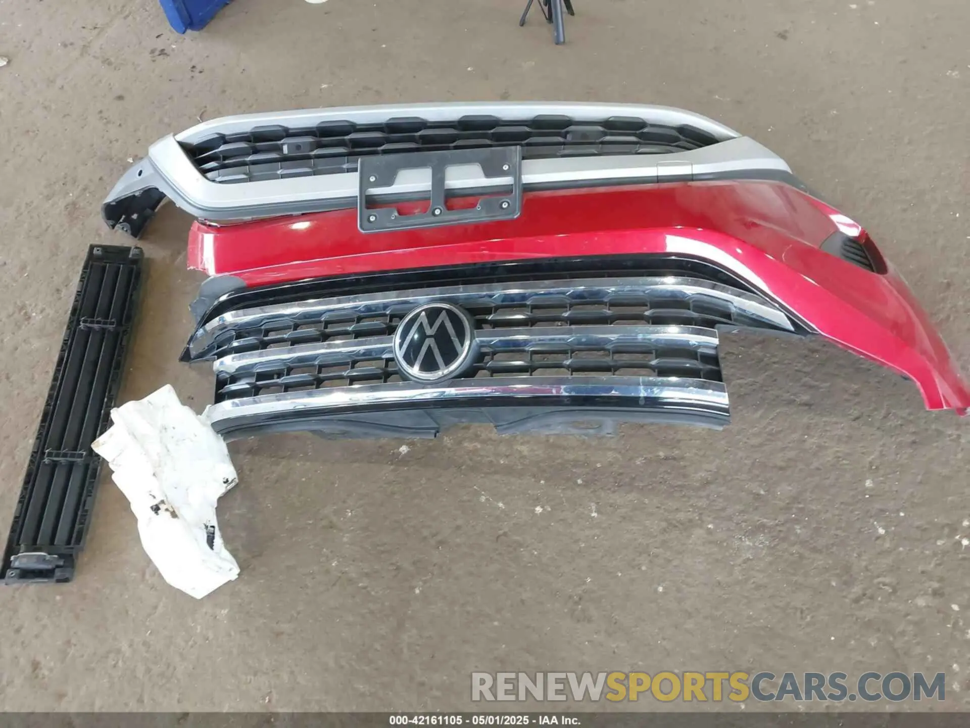 12 Photograph of a damaged car 1V2KR2CA3MC559155 VOLKSWAGEN ATLAS 2021