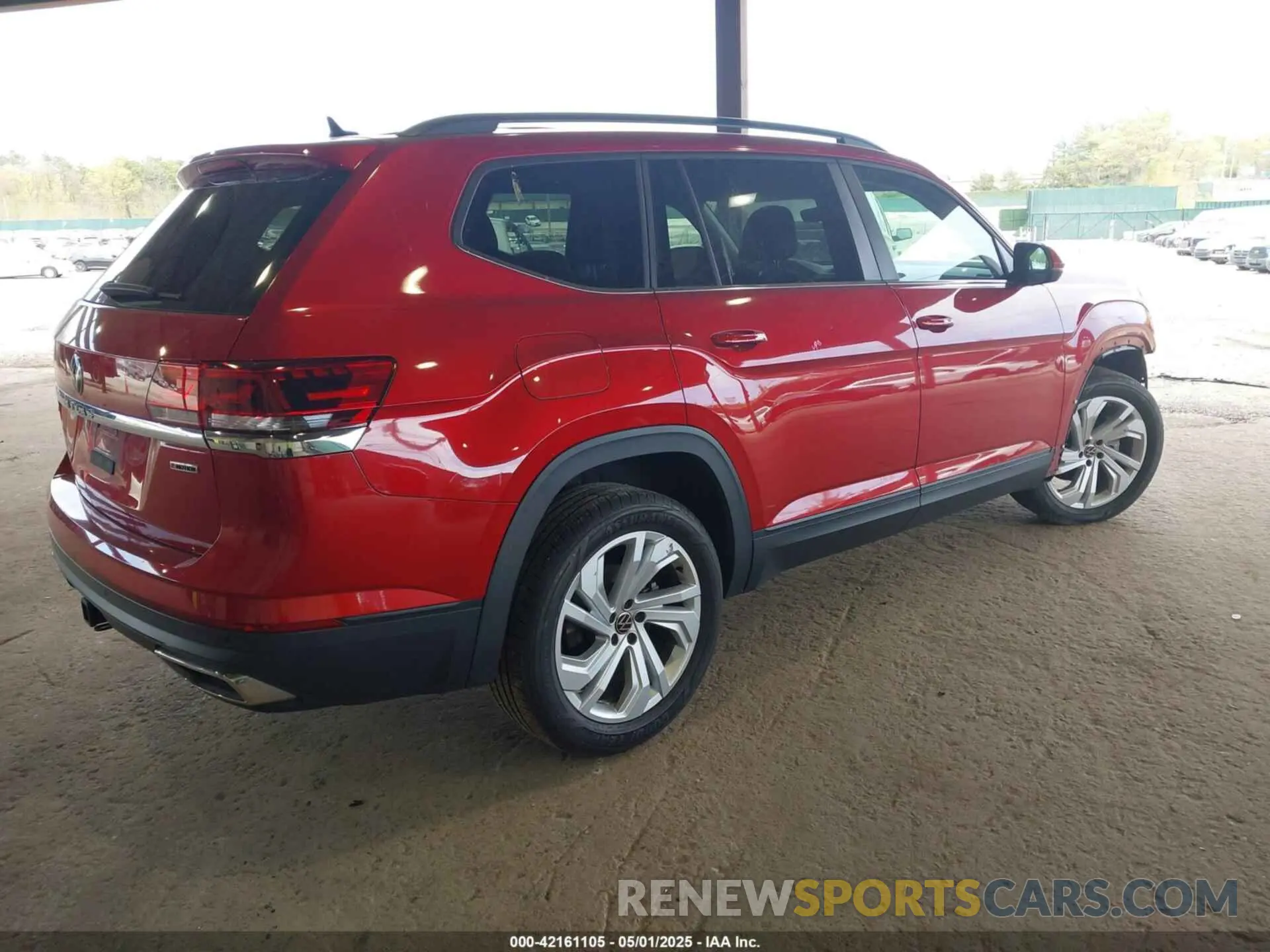 4 Photograph of a damaged car 1V2KR2CA3MC559155 VOLKSWAGEN ATLAS 2021