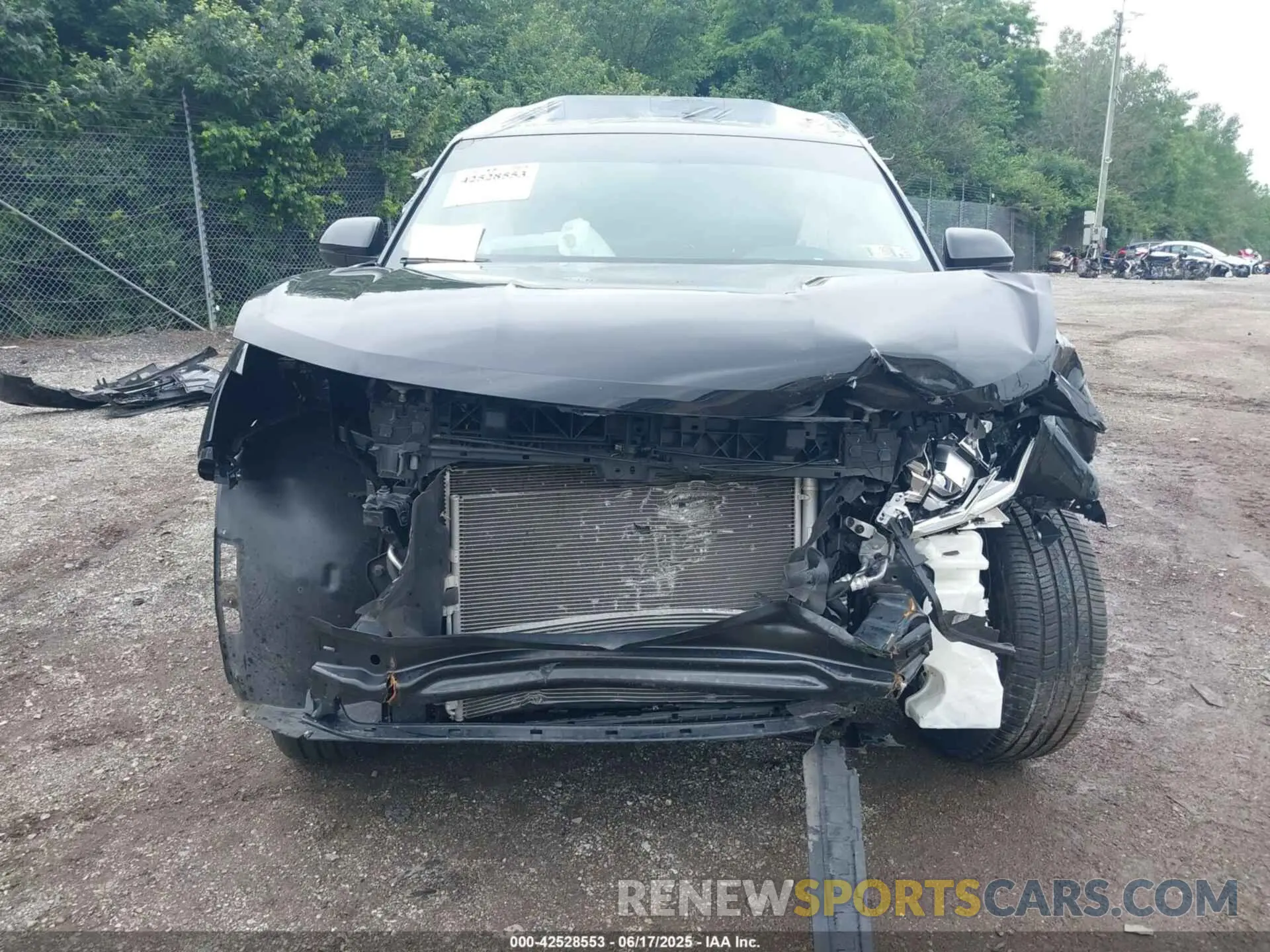 12 Photograph of a damaged car 1V2KR2CA5MC604564 VOLKSWAGEN ATLAS 2021