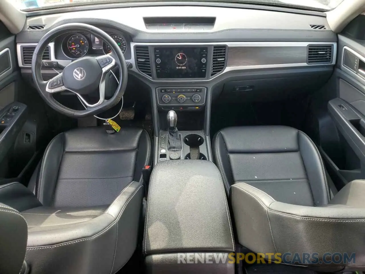 8 Photograph of a damaged car 1V2KR2CA5MC604855 VOLKSWAGEN ATLAS 2021
