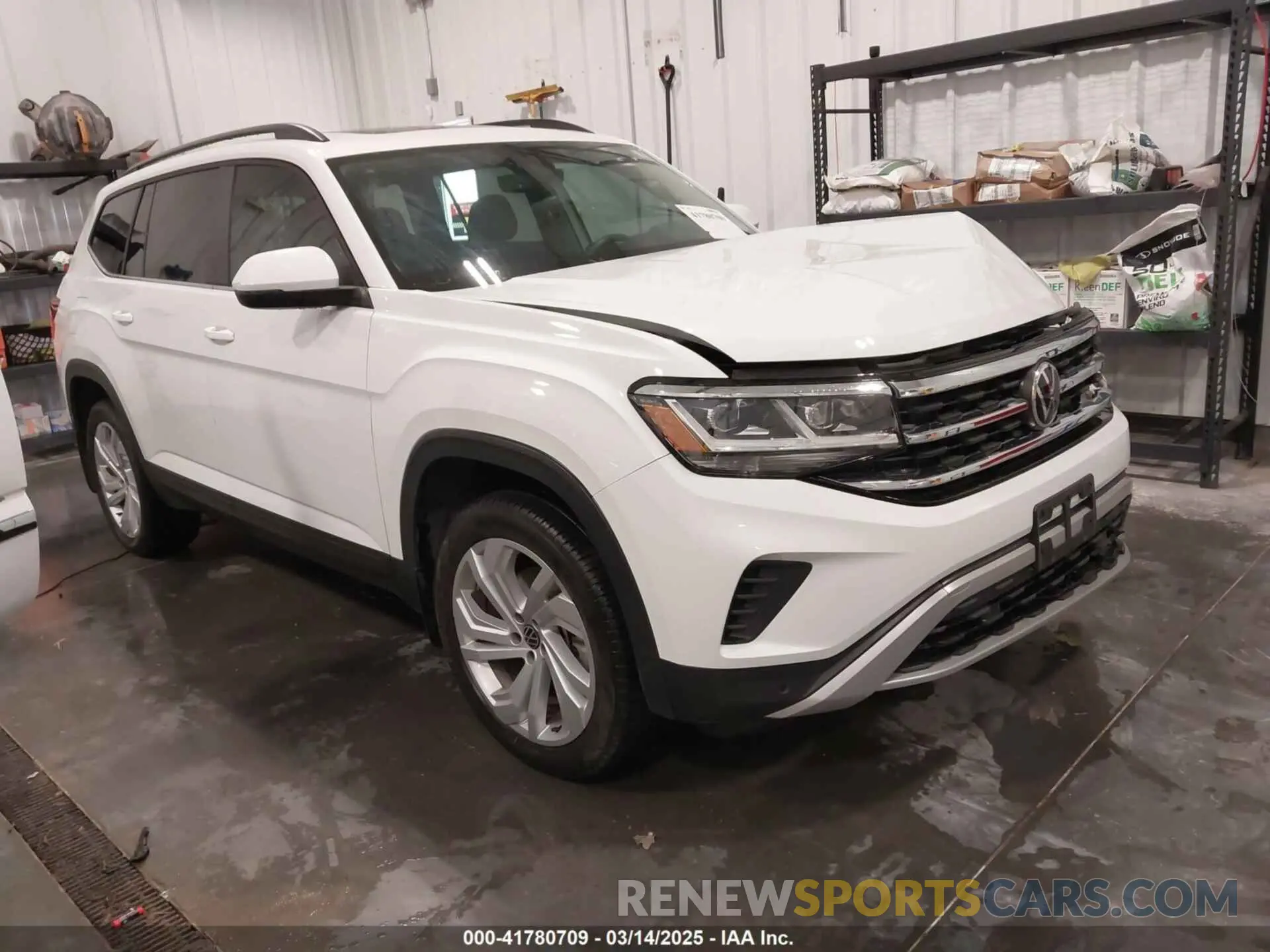 1 Photograph of a damaged car 1V2KR2CA8MC541816 VOLKSWAGEN ATLAS 2021