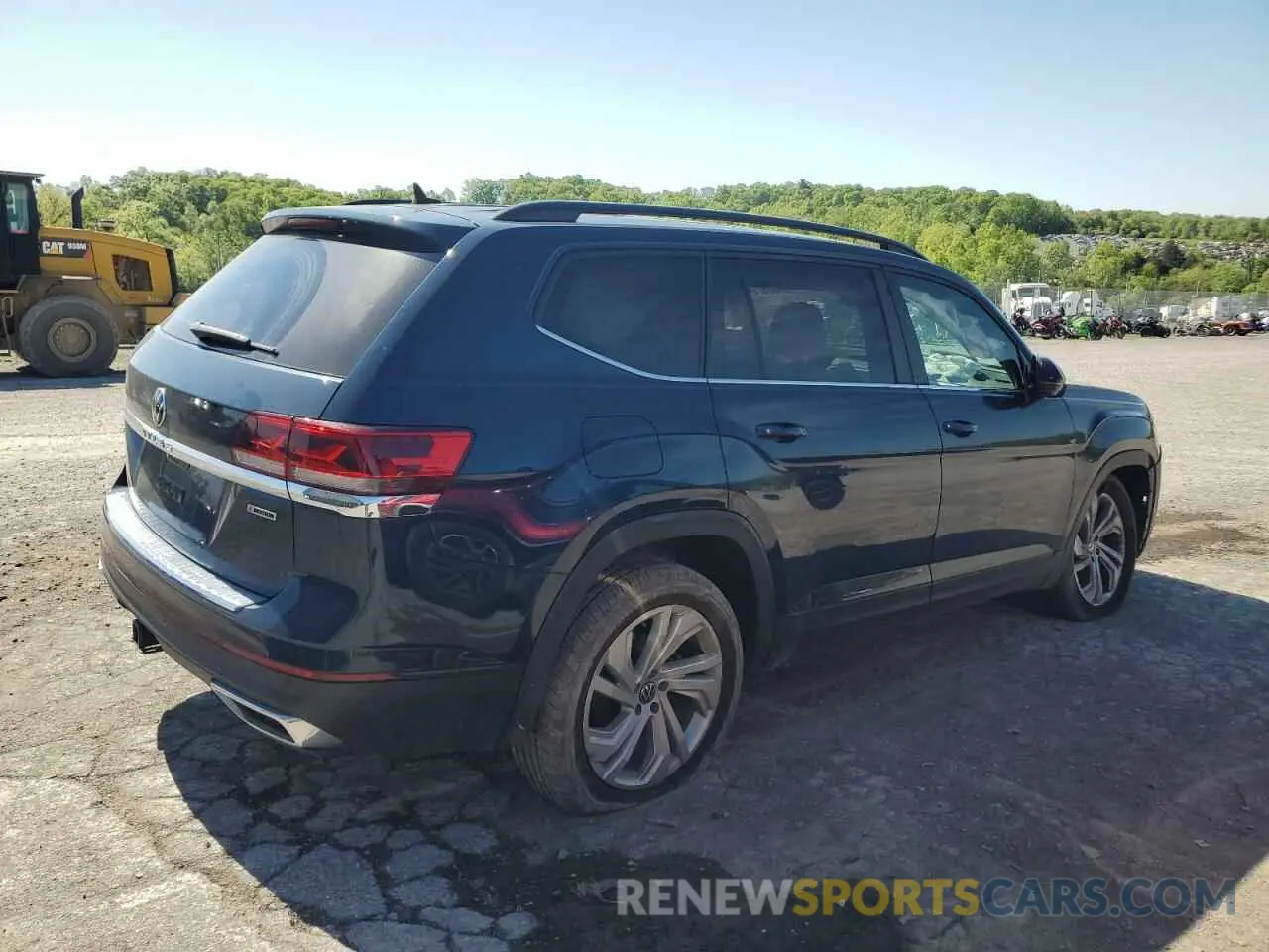 3 Photograph of a damaged car 1V2KR2CA9MC512230 VOLKSWAGEN ATLAS 2021