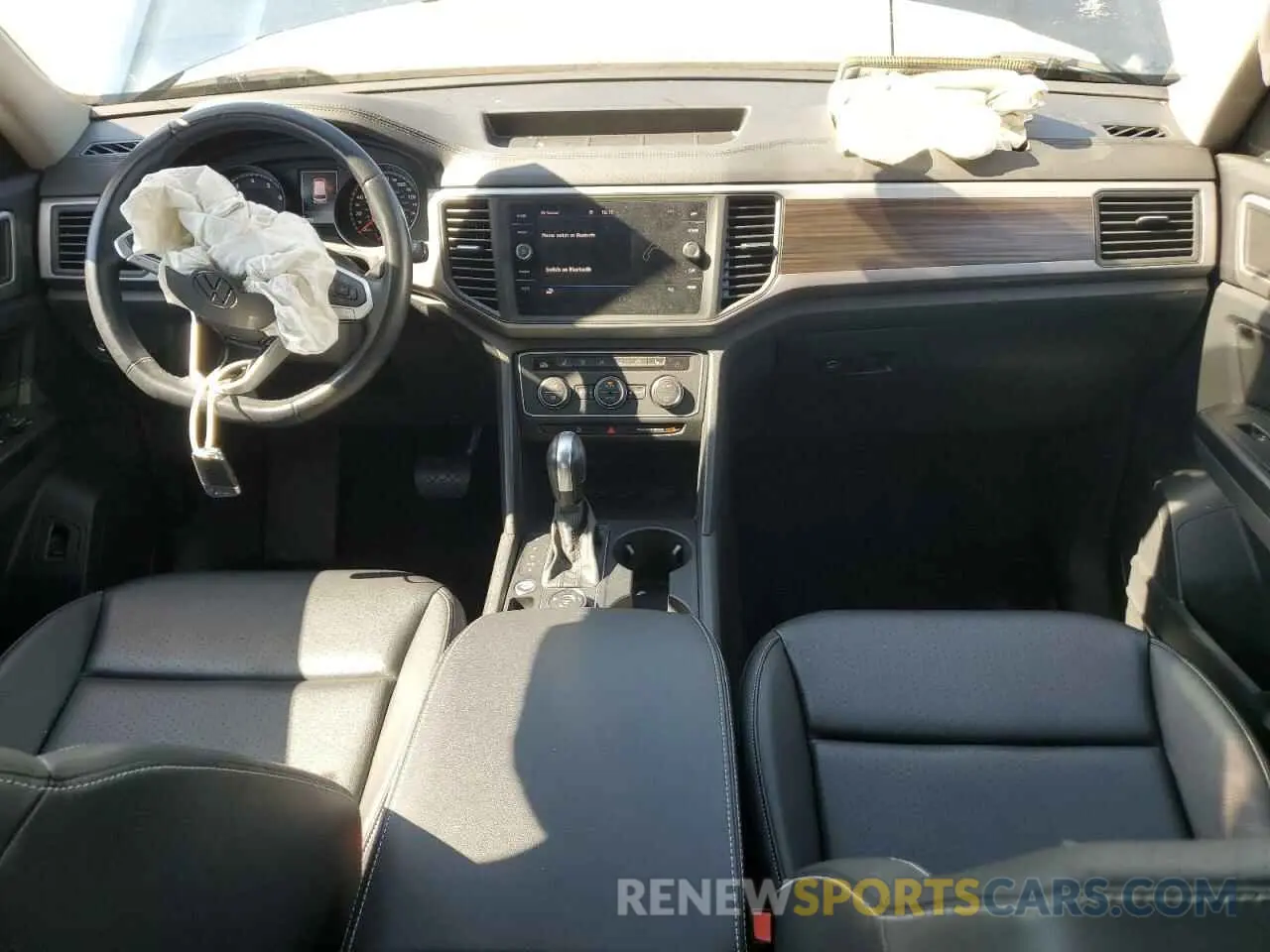 8 Photograph of a damaged car 1V2KR2CA9MC512230 VOLKSWAGEN ATLAS 2021