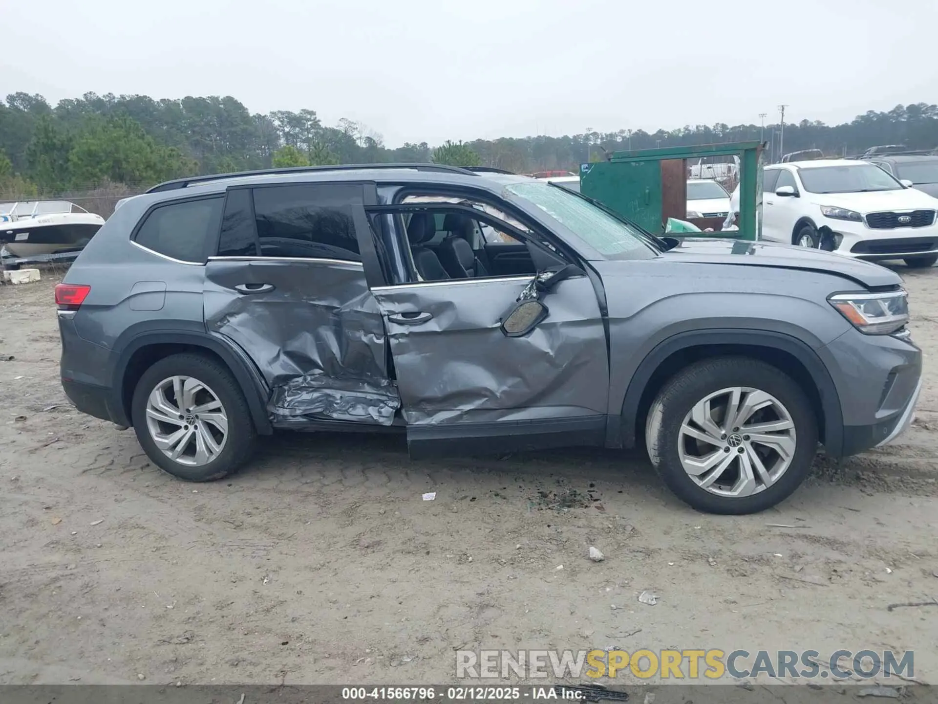 6 Photograph of a damaged car 1V2KR2CAXMC513192 VOLKSWAGEN ATLAS 2021