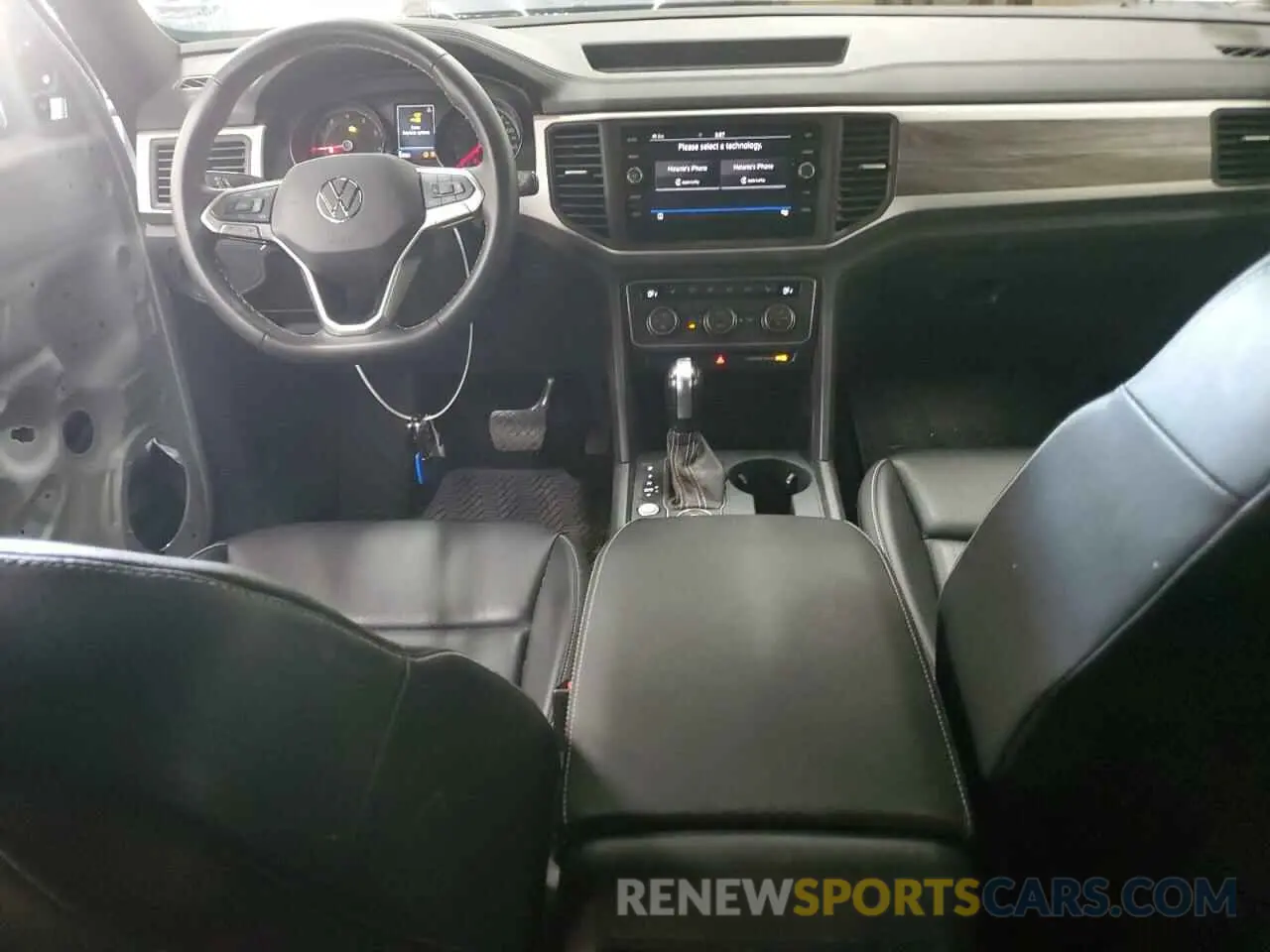 8 Photograph of a damaged car 1V2LC2CA0MC241659 VOLKSWAGEN ATLAS 2021