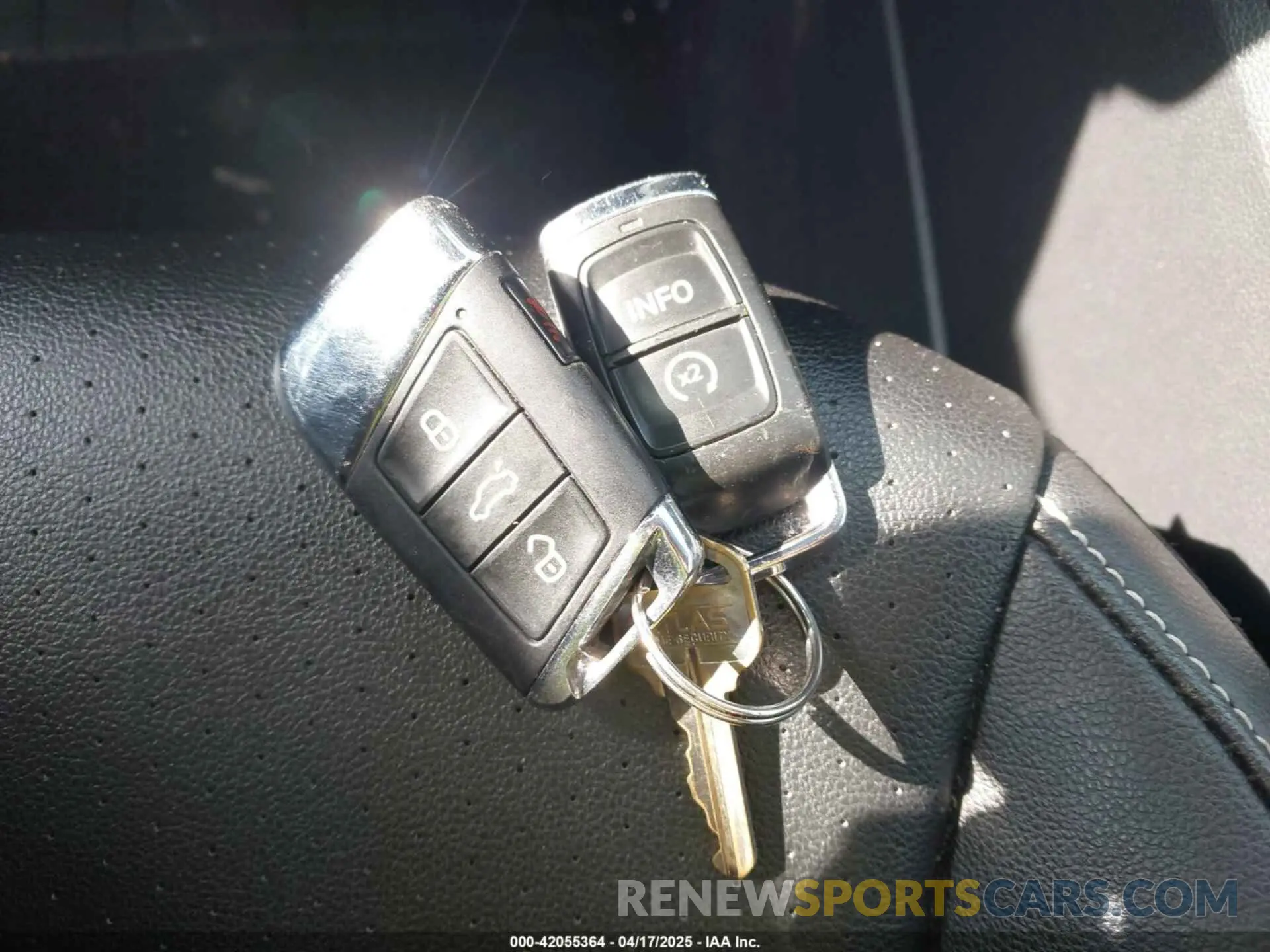 11 Photograph of a damaged car 1V2LP2CA4MC563211 VOLKSWAGEN ATLAS 2021