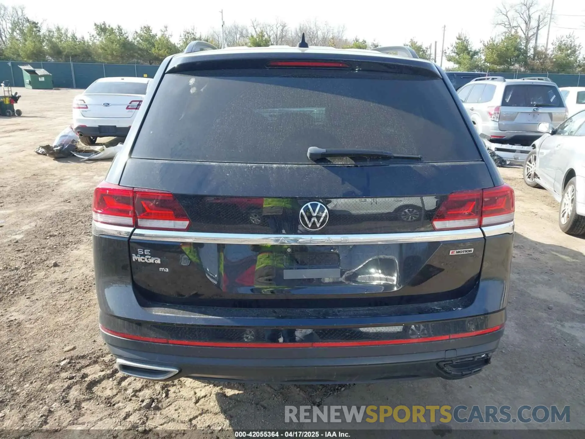 17 Photograph of a damaged car 1V2LP2CA4MC563211 VOLKSWAGEN ATLAS 2021