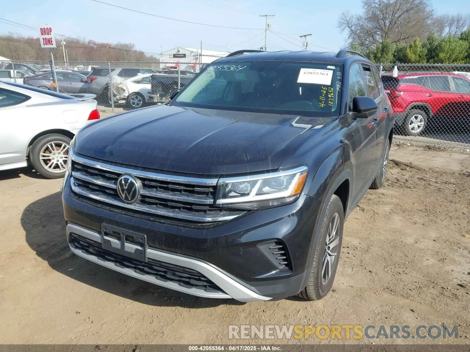2 Photograph of a damaged car 1V2LP2CA4MC563211 VOLKSWAGEN ATLAS 2021