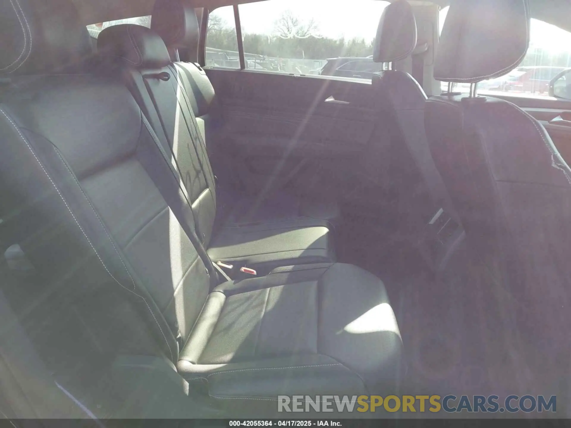 8 Photograph of a damaged car 1V2LP2CA4MC563211 VOLKSWAGEN ATLAS 2021