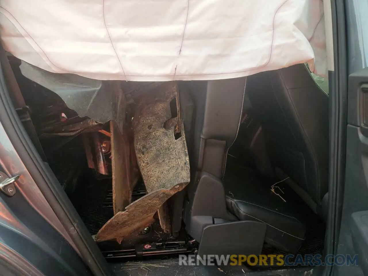 11 Photograph of a damaged car 1V2LP2CA8MC575636 VOLKSWAGEN ATLAS 2021
