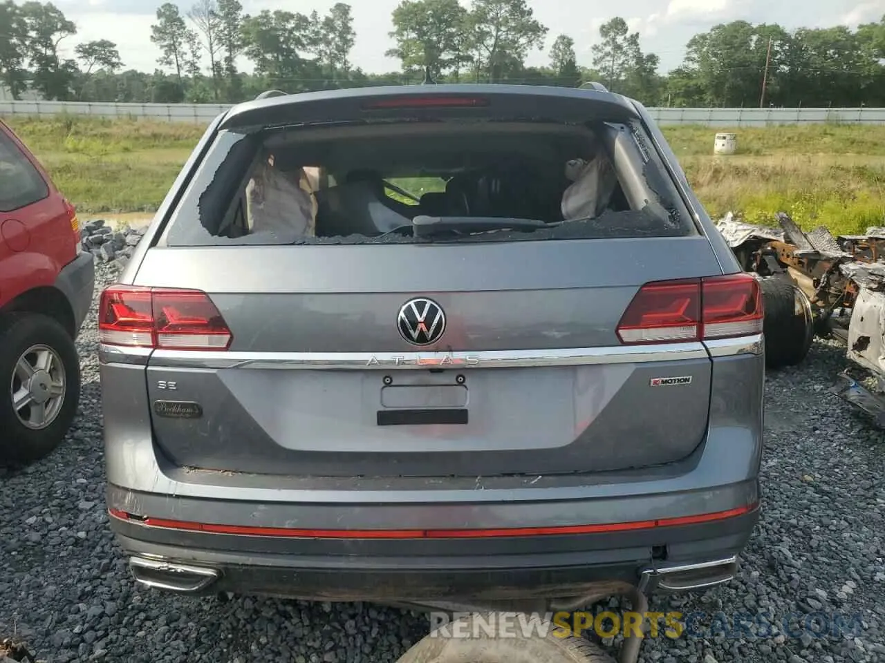 6 Photograph of a damaged car 1V2LP2CA8MC575636 VOLKSWAGEN ATLAS 2021