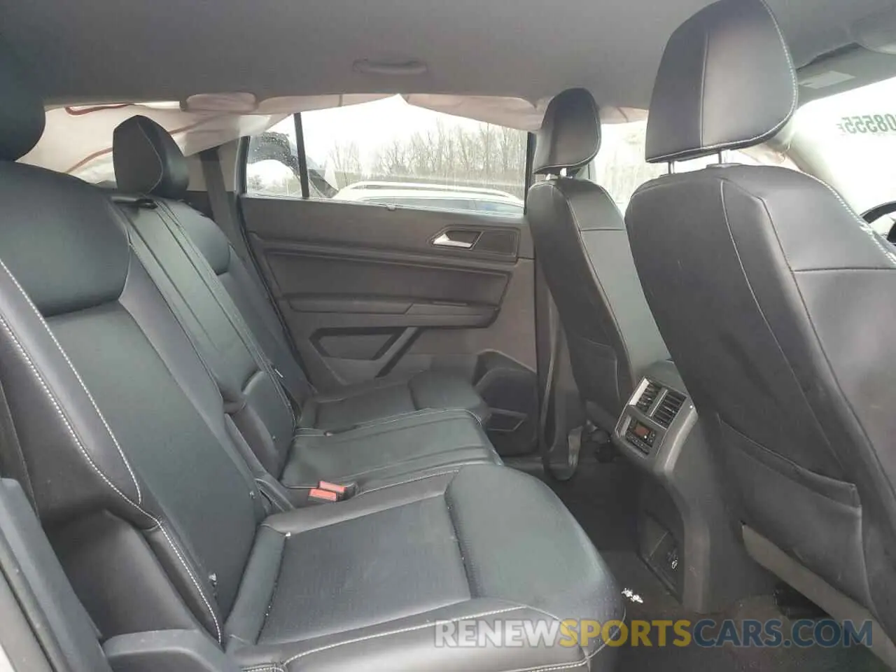11 Photograph of a damaged car 1V2LP2CAXMC513803 VOLKSWAGEN ATLAS 2021