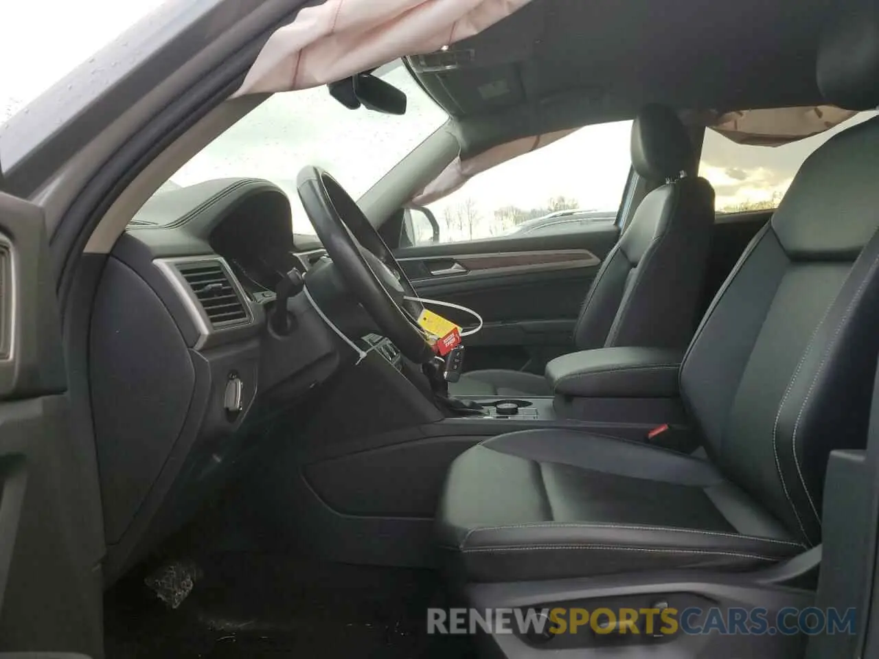 7 Photograph of a damaged car 1V2LP2CAXMC513803 VOLKSWAGEN ATLAS 2021