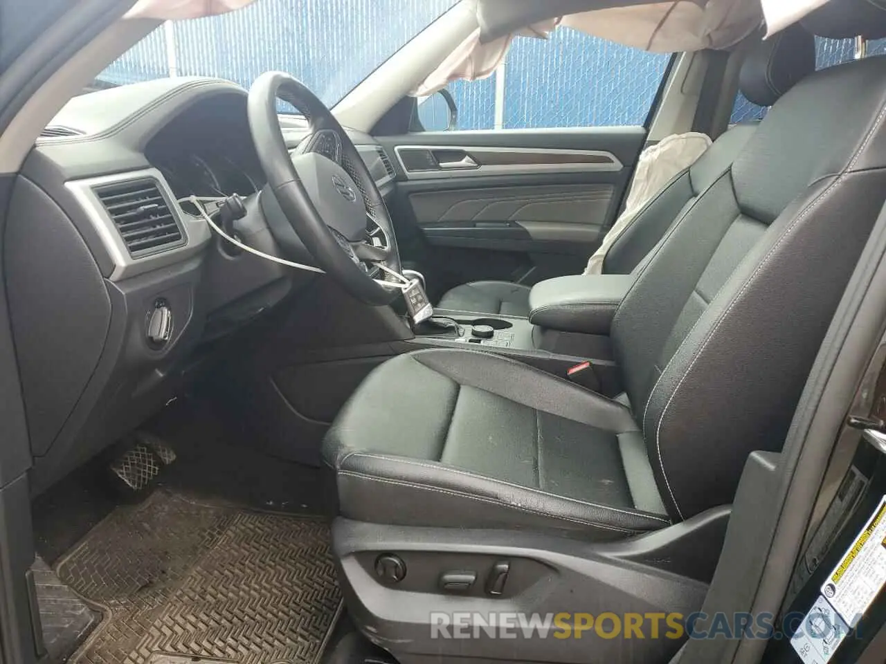 7 Photograph of a damaged car 1V2LR2CAXMC546438 VOLKSWAGEN ATLAS 2021